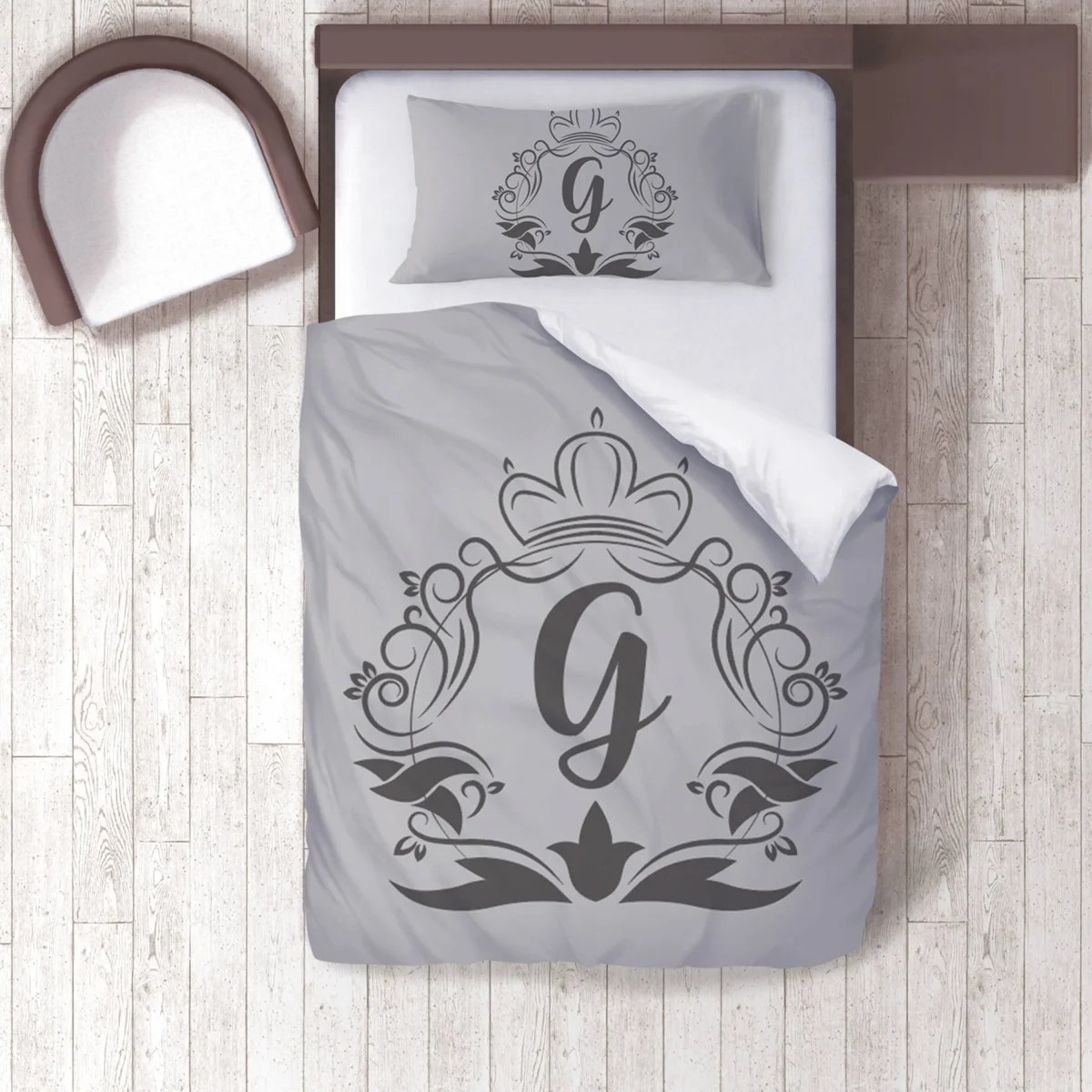 Monogram G Nevresim Takımı | Gri Taç, süslemeli çerçeve Desenli