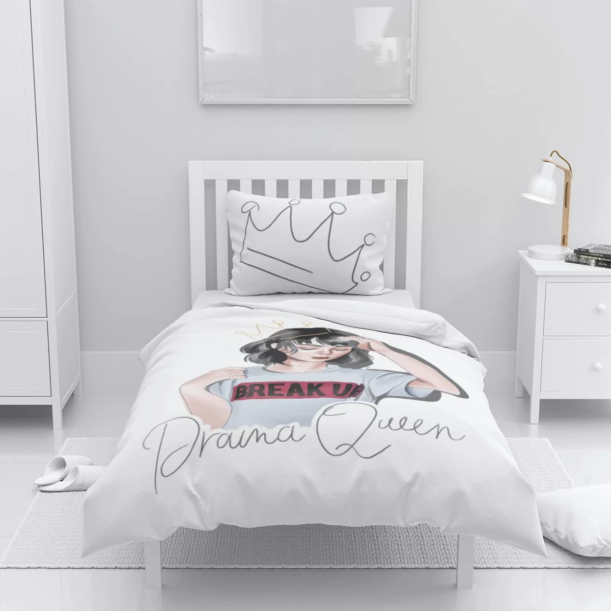 Drama Queen, Kız karakter, Taç Nevresim Takımı | Beyaz kız çizimi, taç Desenli