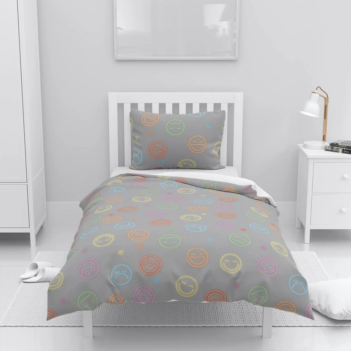 Emoji Nevresim Takımı | Gri Renkli suratlar ve geometrik şekiller Desenli