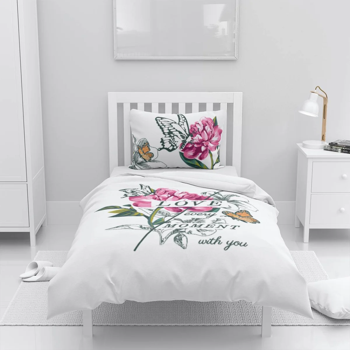 Kelebek ve çiçekler Nevresim Takımı | Beyaz Pembe şakayık çiçeği, kelebekler Desenli