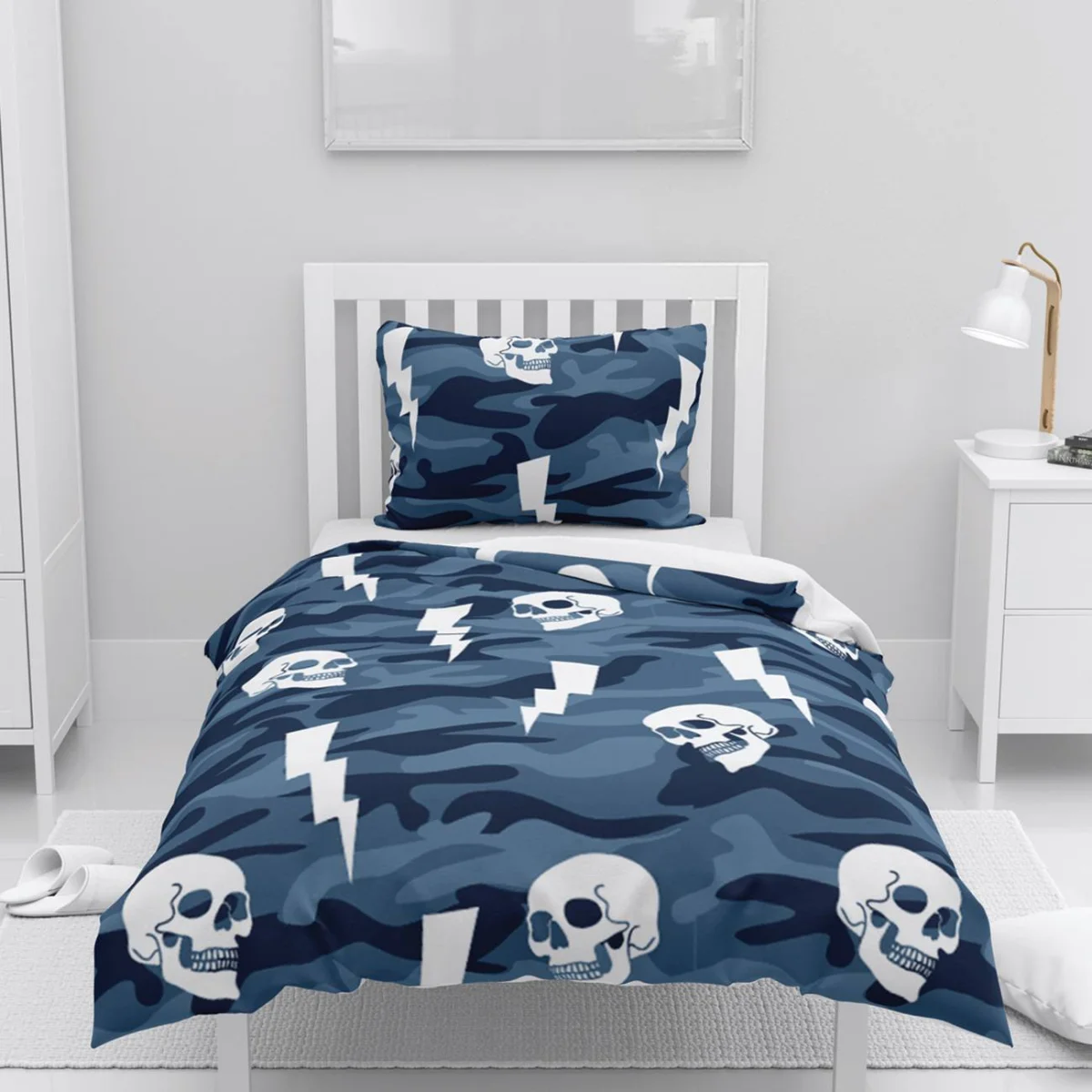 Kuru Kafa ve Şimşek Nevresim Takımı | Mavi kuru kafa, şimşek Desenli