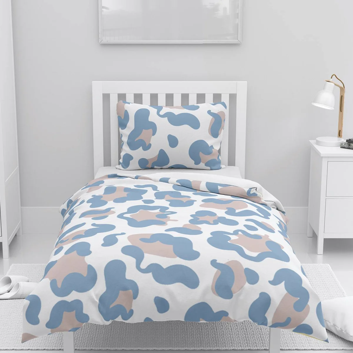 Modern leopar deseni Nevresim Takımı | Beyaz Açık mavi ve bej soyut benekler Desenli