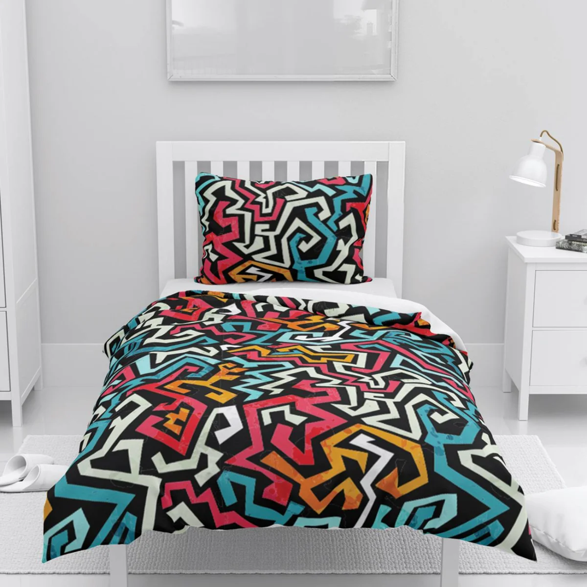 Soyut Geometrik Nevresim Takımı | Siyah Çok renkli, açılı Desenli