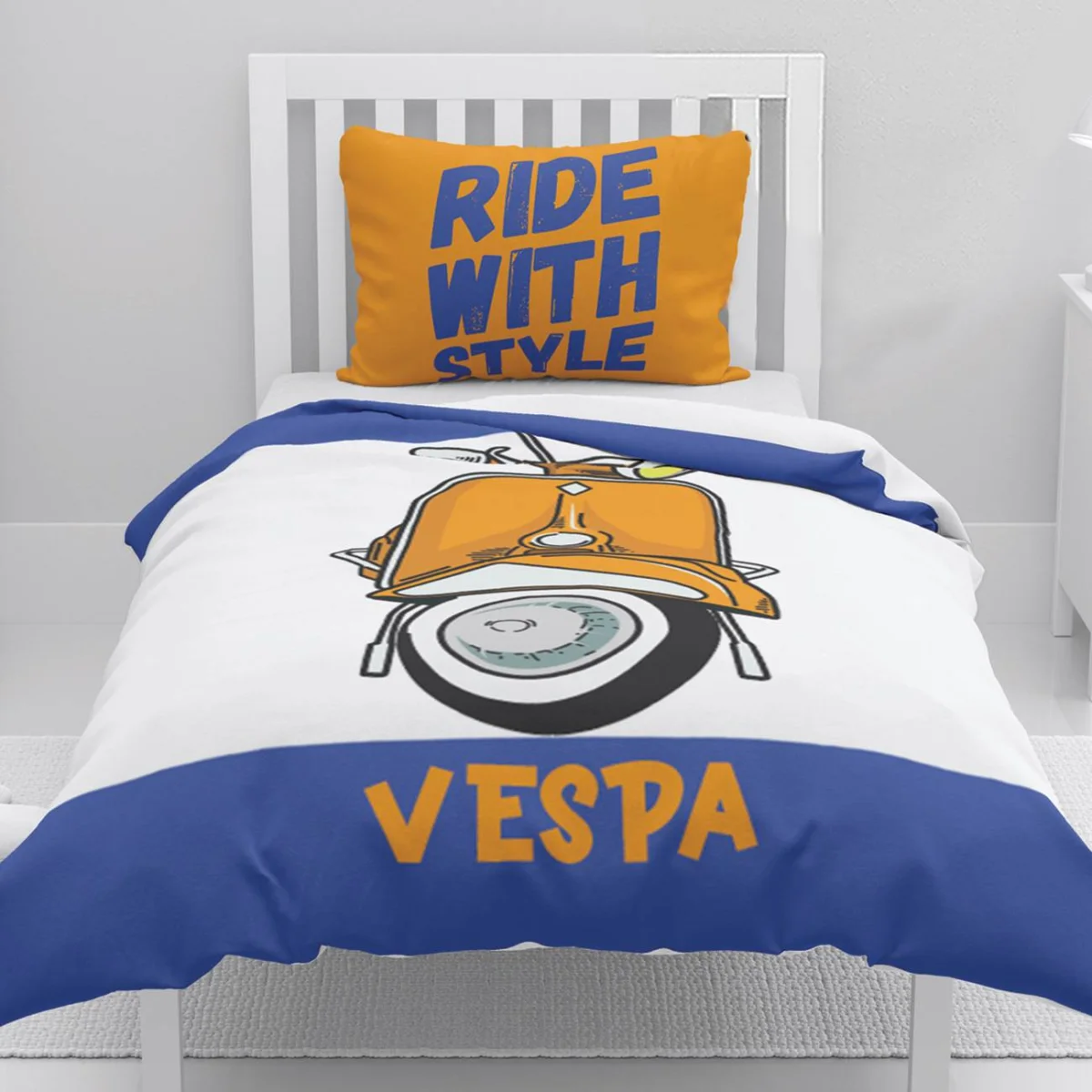 Vespa Scooter Nevresim Takımı | Mavi Turuncu Vespa scooter, Ride With Style yazısı Desenli