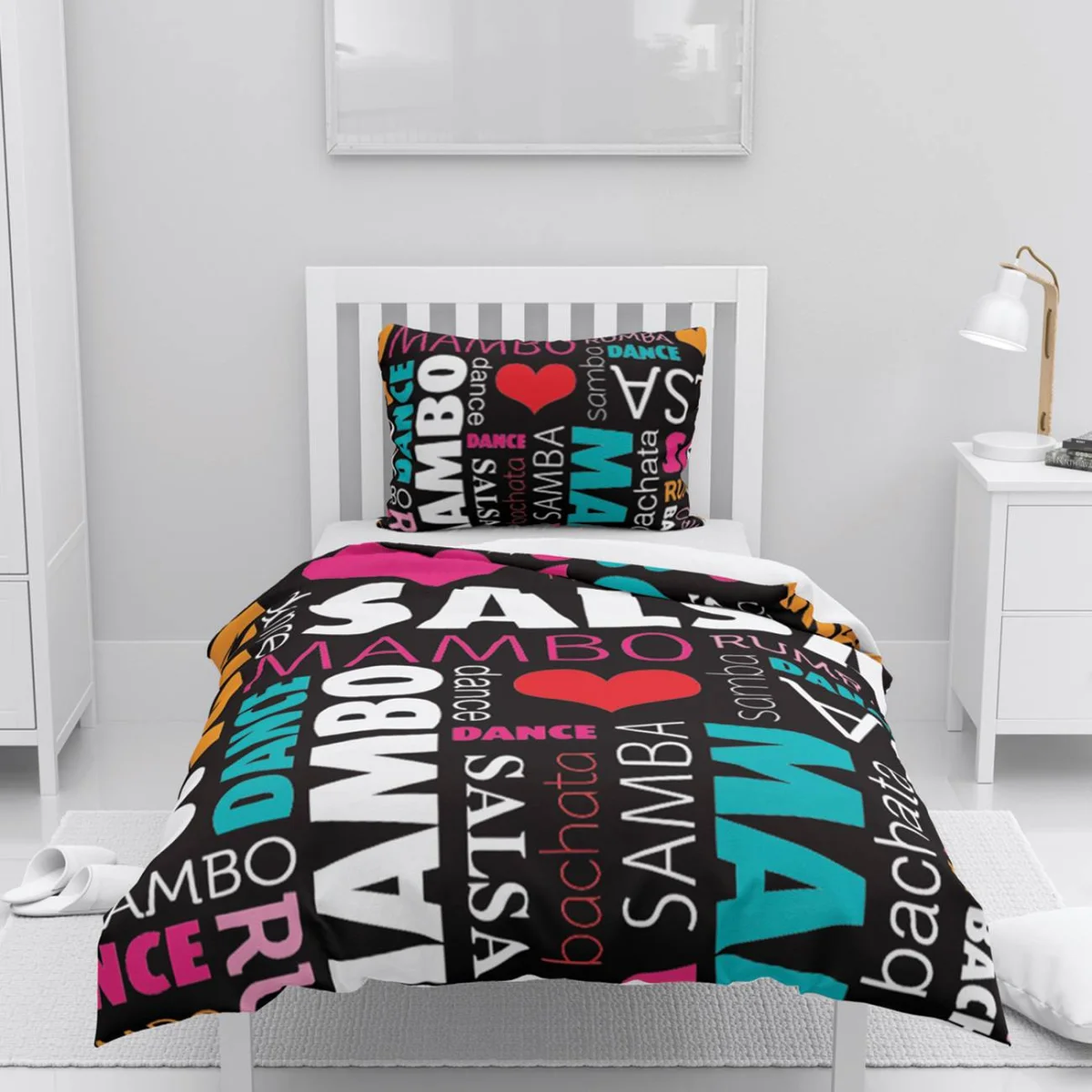 Dans teması Nevresim Takımı | Siyah Farklı renkli dans isimleri ve kırmızı kalpler Desenli