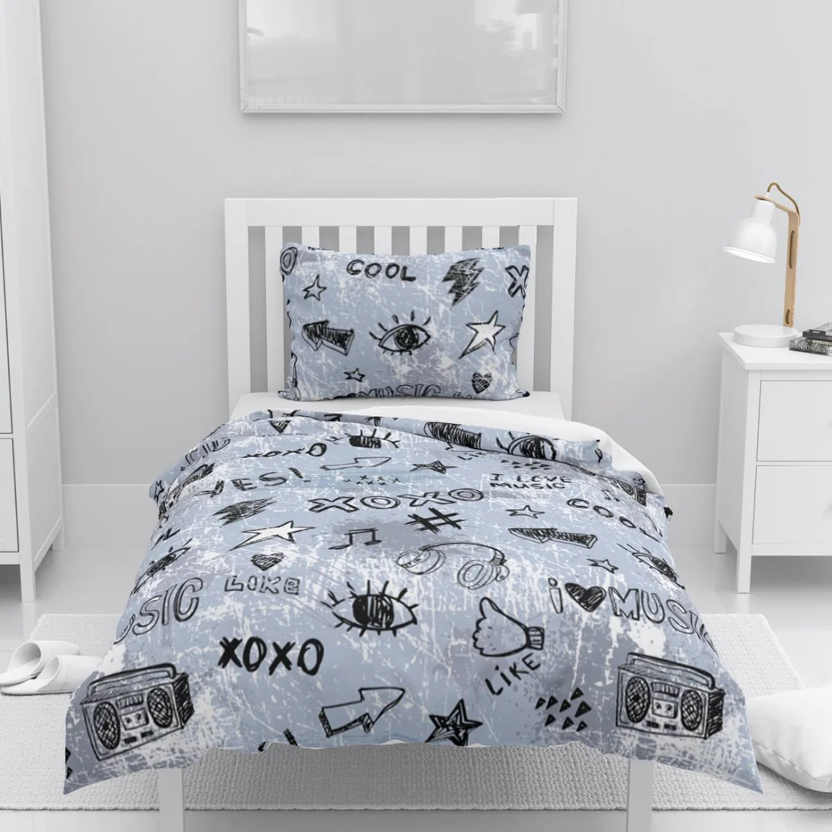 Müzik ve Graffiti Temalı Sokak Sanatı Nevresim Takımı | Açık Mavi yıldırım, yıldız Desenli