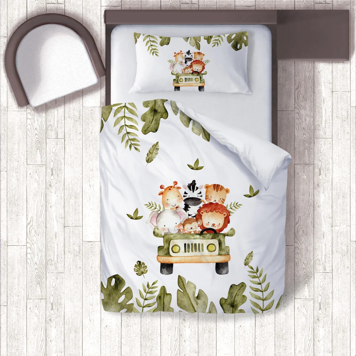 Orman Hayvanları Nevresim Takımı | Beyaz yeşil yapraklar, safari cipi Desenli