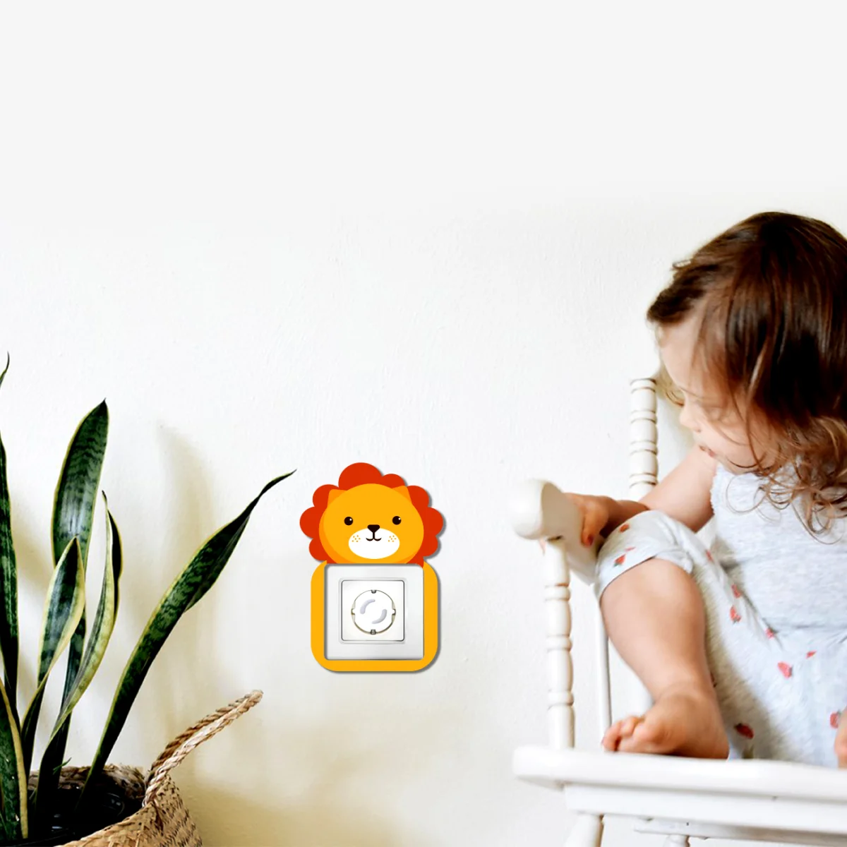 Orman Hayvanları Priz Kapağı | Turuncu Aslan yüzü, sevimli ifadeler Desenli