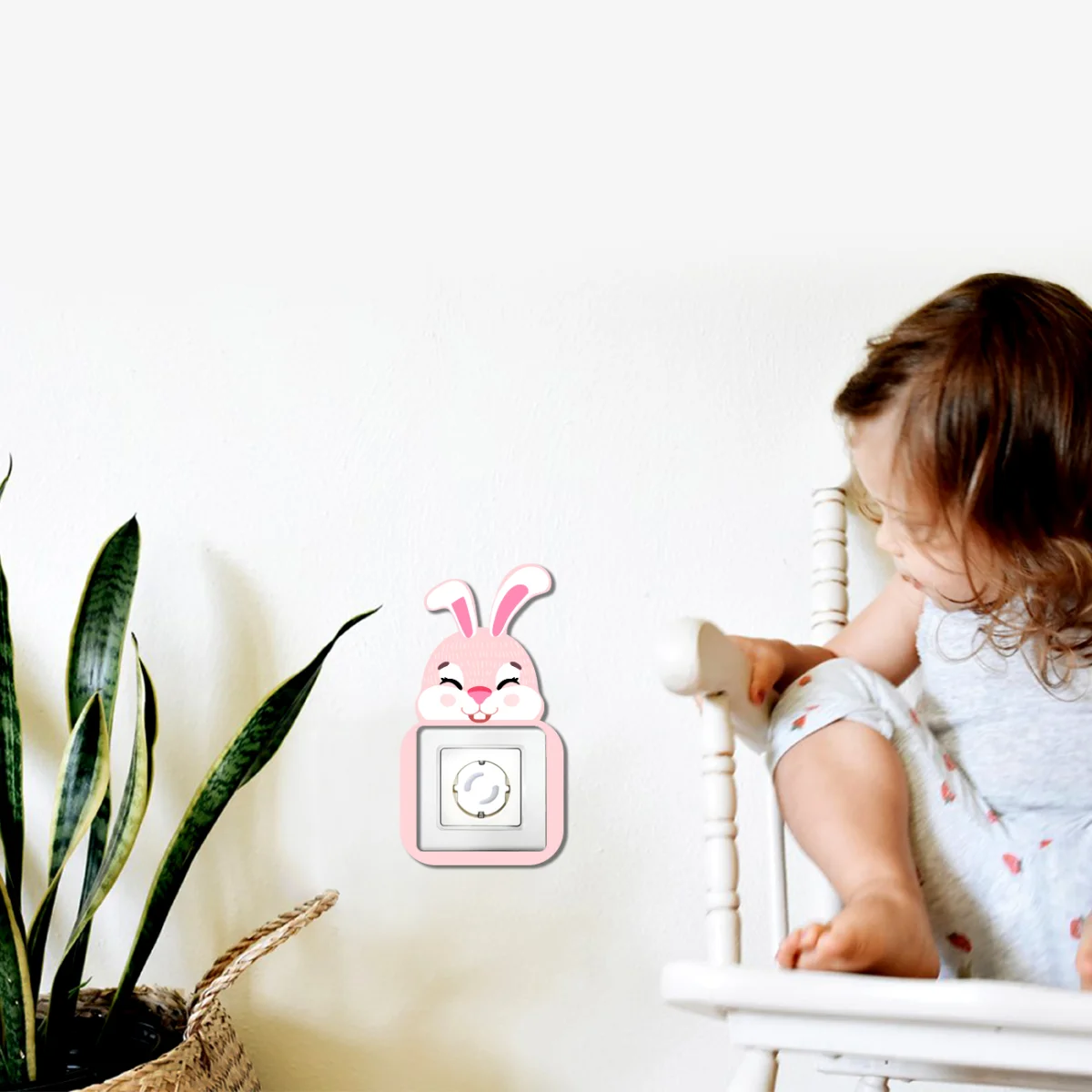 Tavşan Priz Kapağı | Pembe Yok Desenli