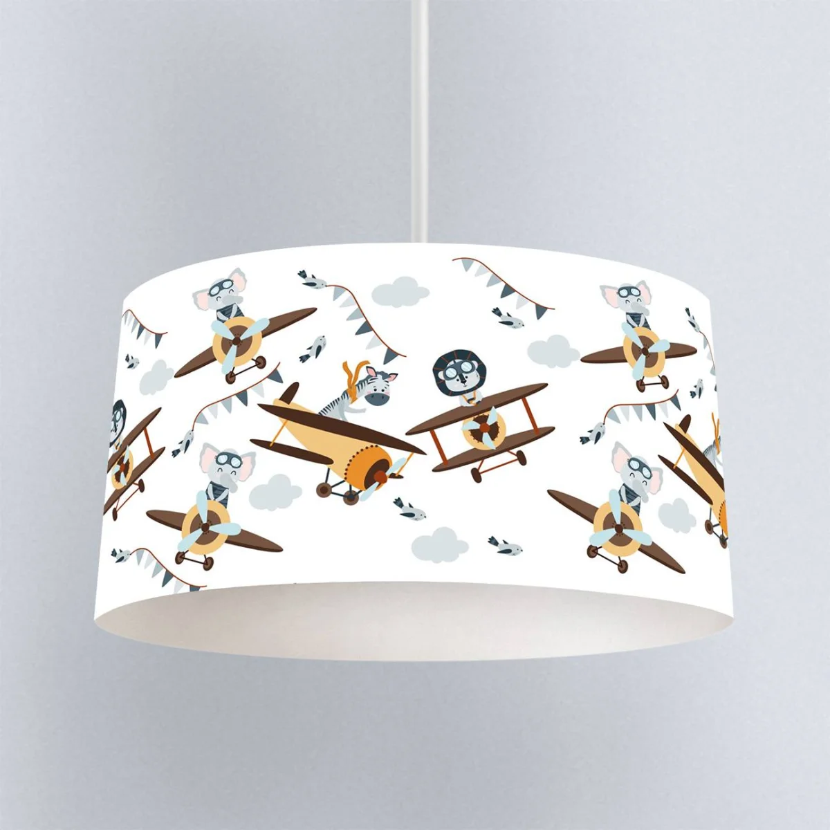 Hayvanlar ve Uçaklar Sarkıt Avize | Beyaz bulutlar, şerit bayraklar Desenli