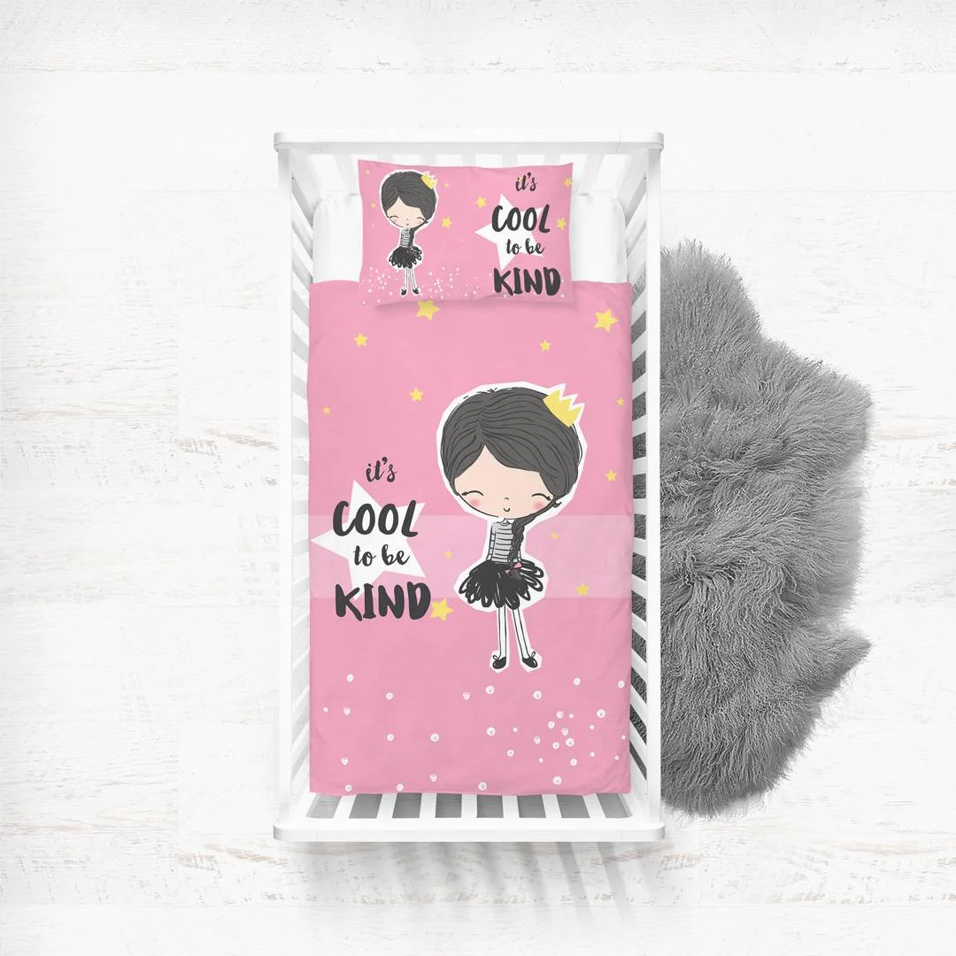 Prenses kız karakteri Yatak Örtüsü ve Pike | Pembe yıldızlar, noktalar Desenli