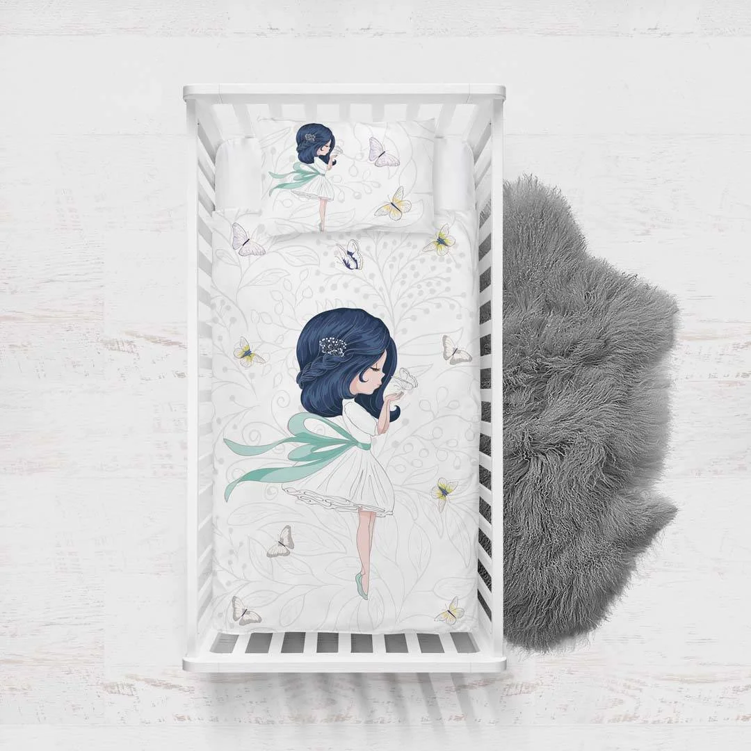 Kız, kelebekler Yatak Örtüsü ve Pike | Beyaz Kelebekler, floral desen Desenli