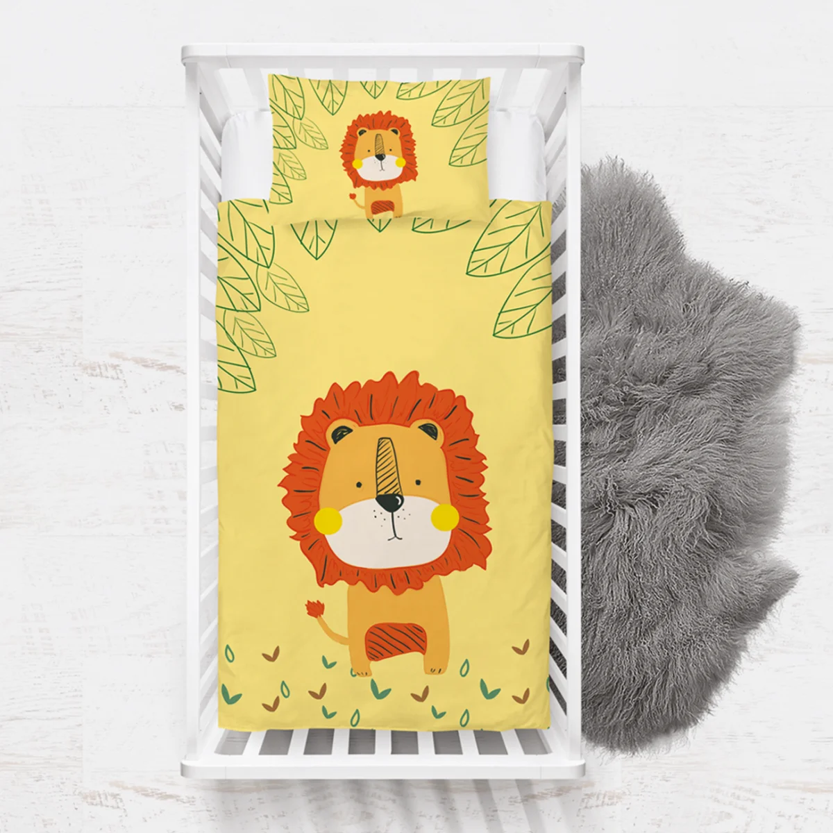 Aslan Yatak Örtüsü ve Pike | Sarı yeşil yapraklar, küçük bitki figürleri Desenli