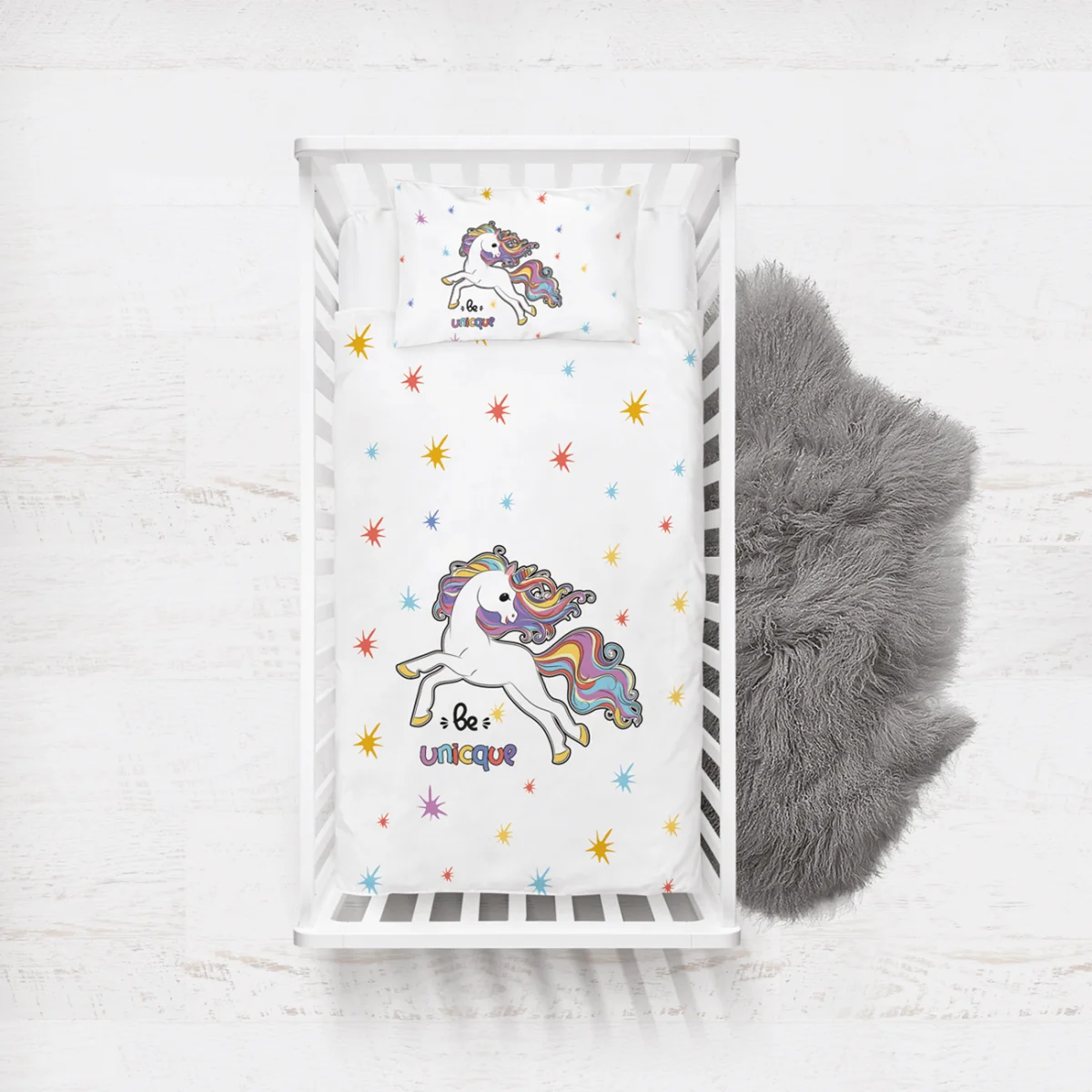 Unicorn Yatak Örtüsü ve Pike | Beyaz yıldızlar, gökkuşağı Desenli