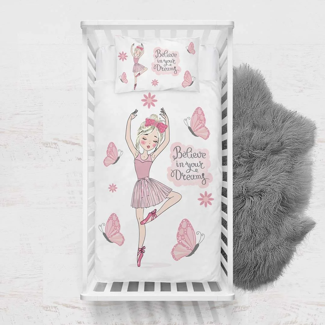 Baletin Yatak Örtüsü ve Pike | Beyaz kelebek, çiçek Desenli