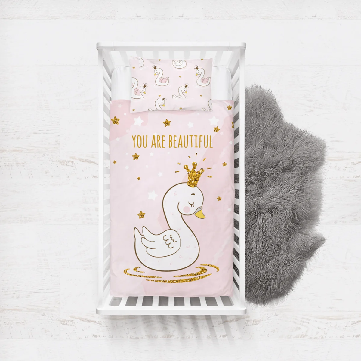 Kuğu Yatak Örtüsü ve Pike | Lila Taçlı kuğu, yıldızlar Desenli