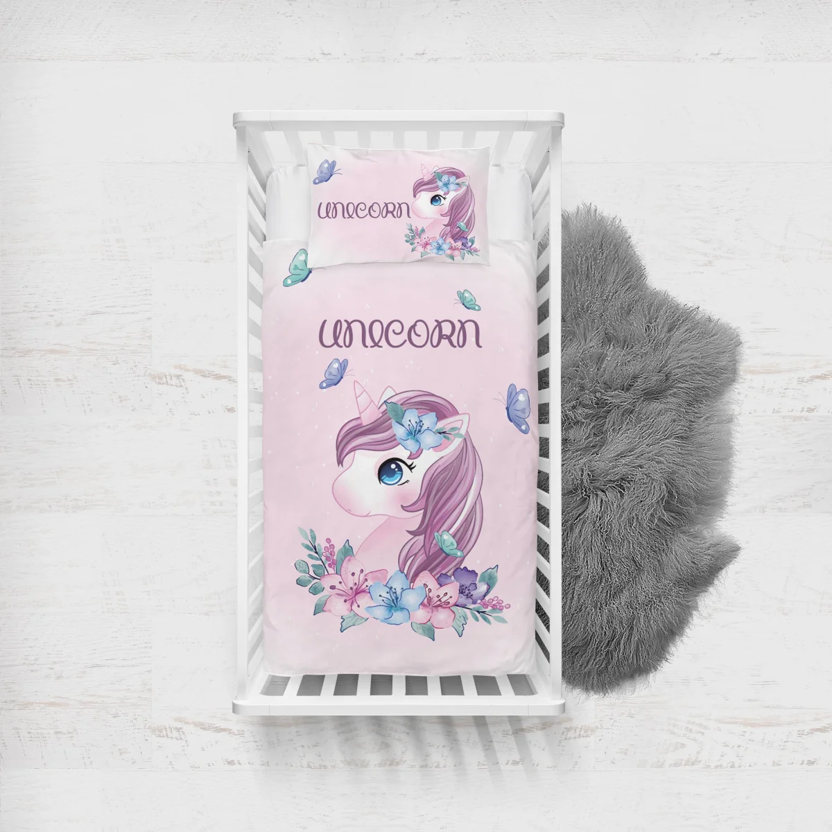 Unicorn Yatak Örtüsü ve Pike | Pembe çiçekler, kelebekler Desenli