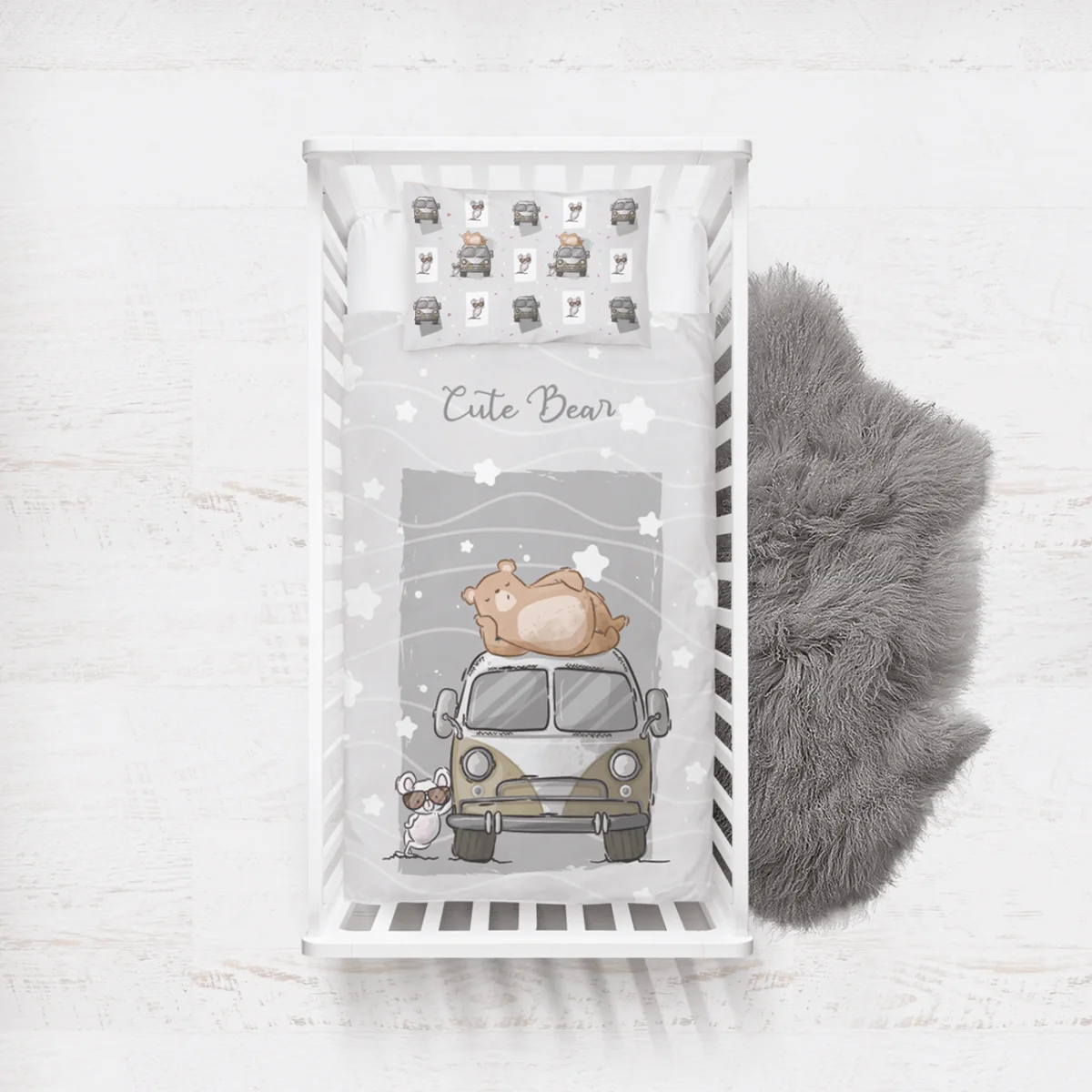 Ayı ve Fare Karakterleri, Karavan Yatak Örtüsü ve Pike | Açık Mavi yıldızlar, dalgalı çizgiler Desenli