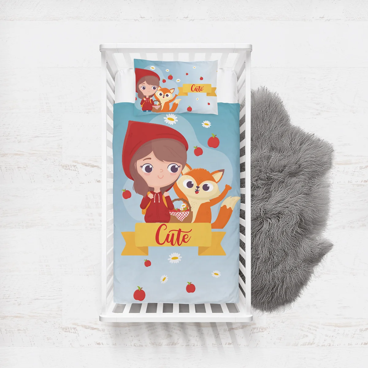 Kırmızı Başlıklı Kız ve Tilki Yatak Örtüsü ve Pike | Mavi elmalar, papatyalar Desenli