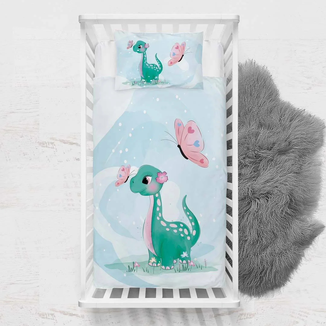 Dinozor Yatak Örtüsü ve Pike | Mavi kelebekler, çiçekler Desenli