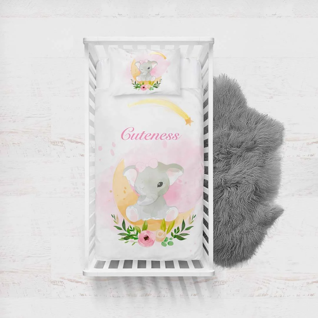 Fil, ay Yatak Örtüsü ve Pike | Beyaz pembe fiyonk, ay Desenli