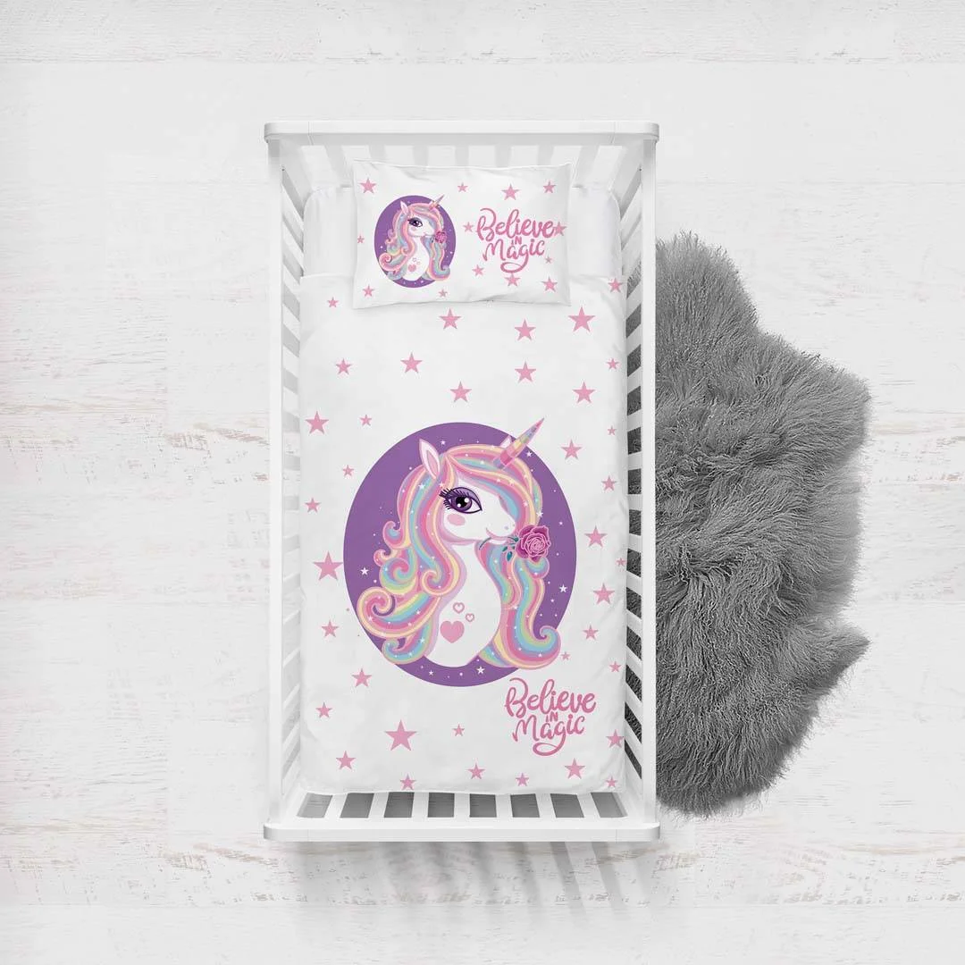 Unicorn Yatak Örtüsü ve Pike | Beyaz yıldızlar, gökkuşağı Desenli