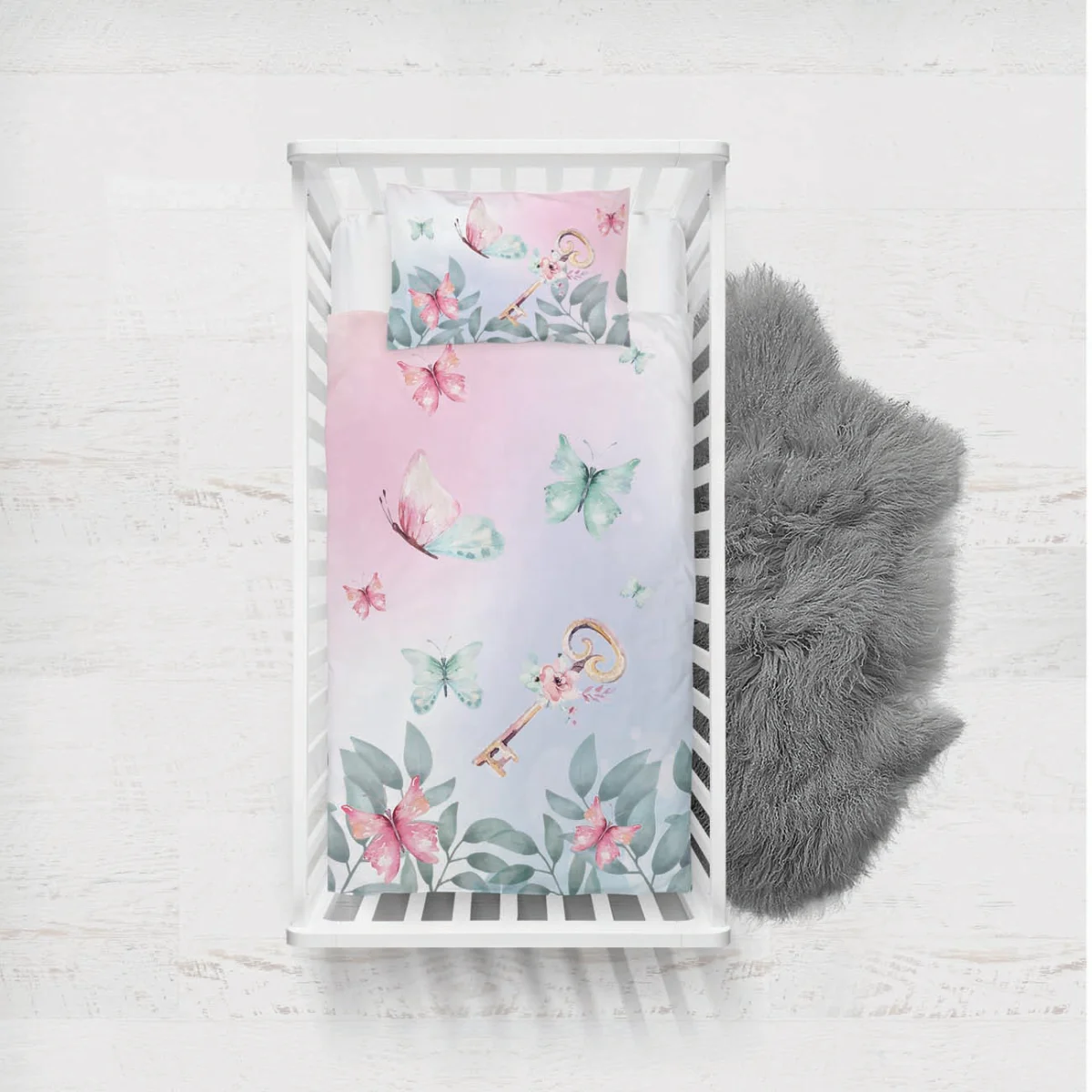 Kelebekler Yatak Örtüsü ve Pike | Pembe Yapraklar, çiçekler Desenli