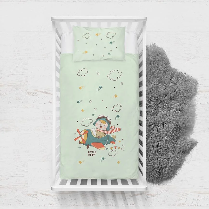 Küçük Pilot, Uçak Yatak Örtüsü ve Pike | Açık Yeşil yıldız, bulut Desenli