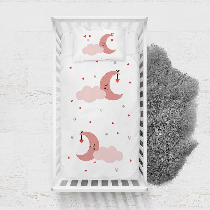 Ay ve Bulut Yatak Örtüsü ve Pike | Beyaz pembe ay, bulut Desenli