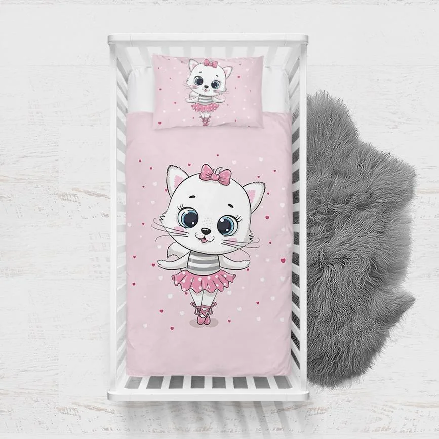 Balerin Kedi Yatak Örtüsü ve Pike | Pembe Kalp Desenli