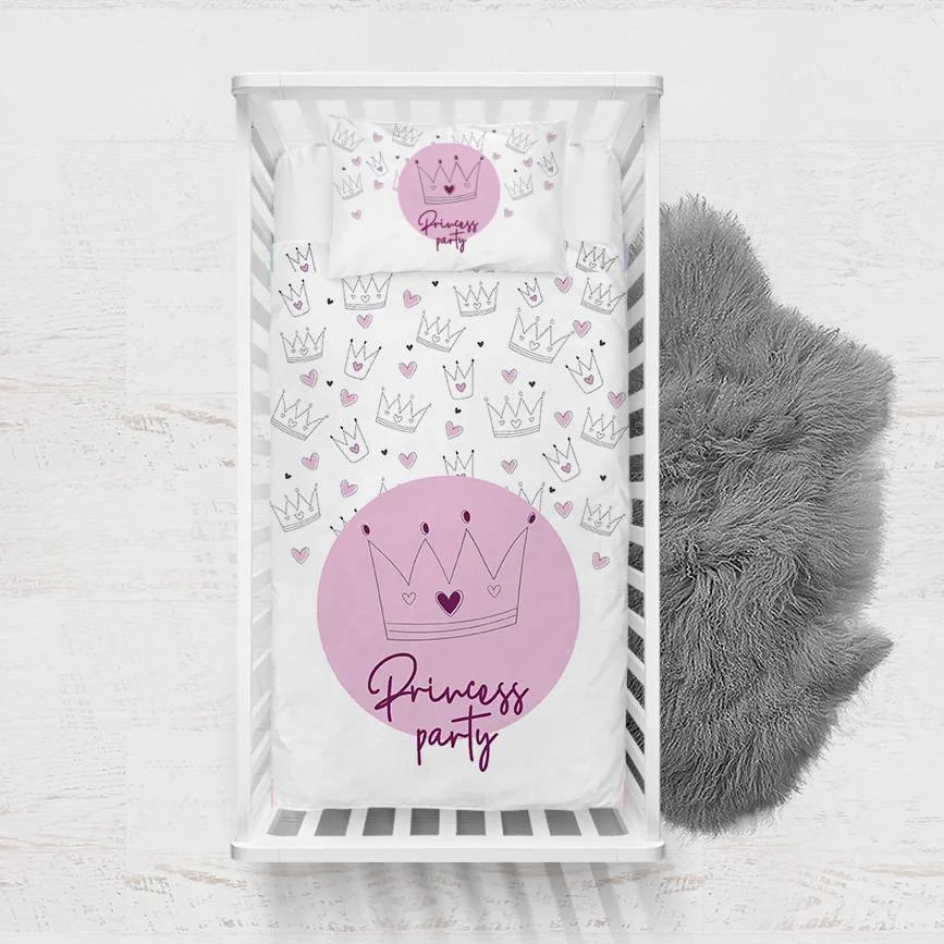 Prenses Yatak Örtüsü ve Pike | Beyaz taçlar, kalpler Desenli