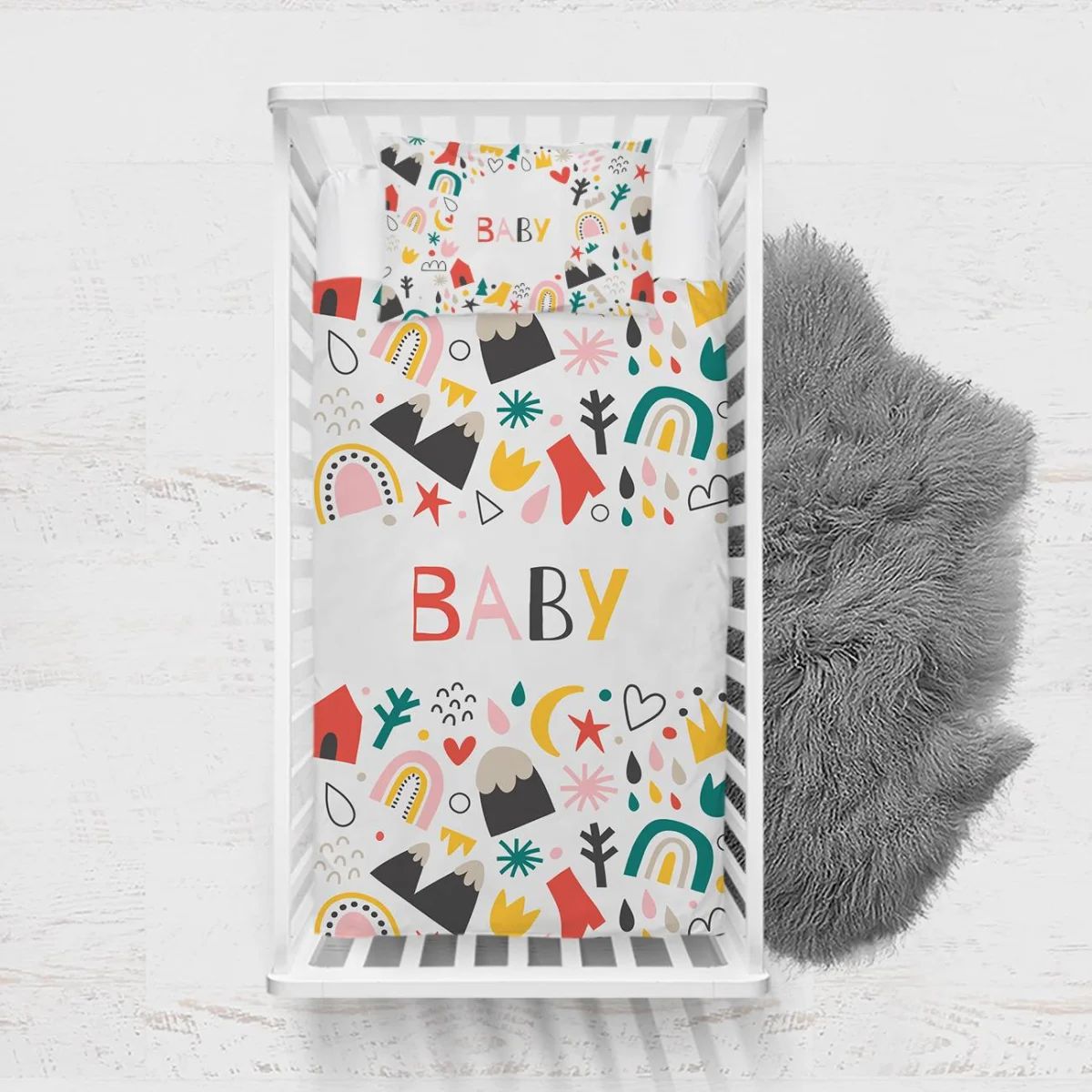 Baby teması Yatak Örtüsü ve Pike | Beyaz gökkuşağı, dağlar Desenli