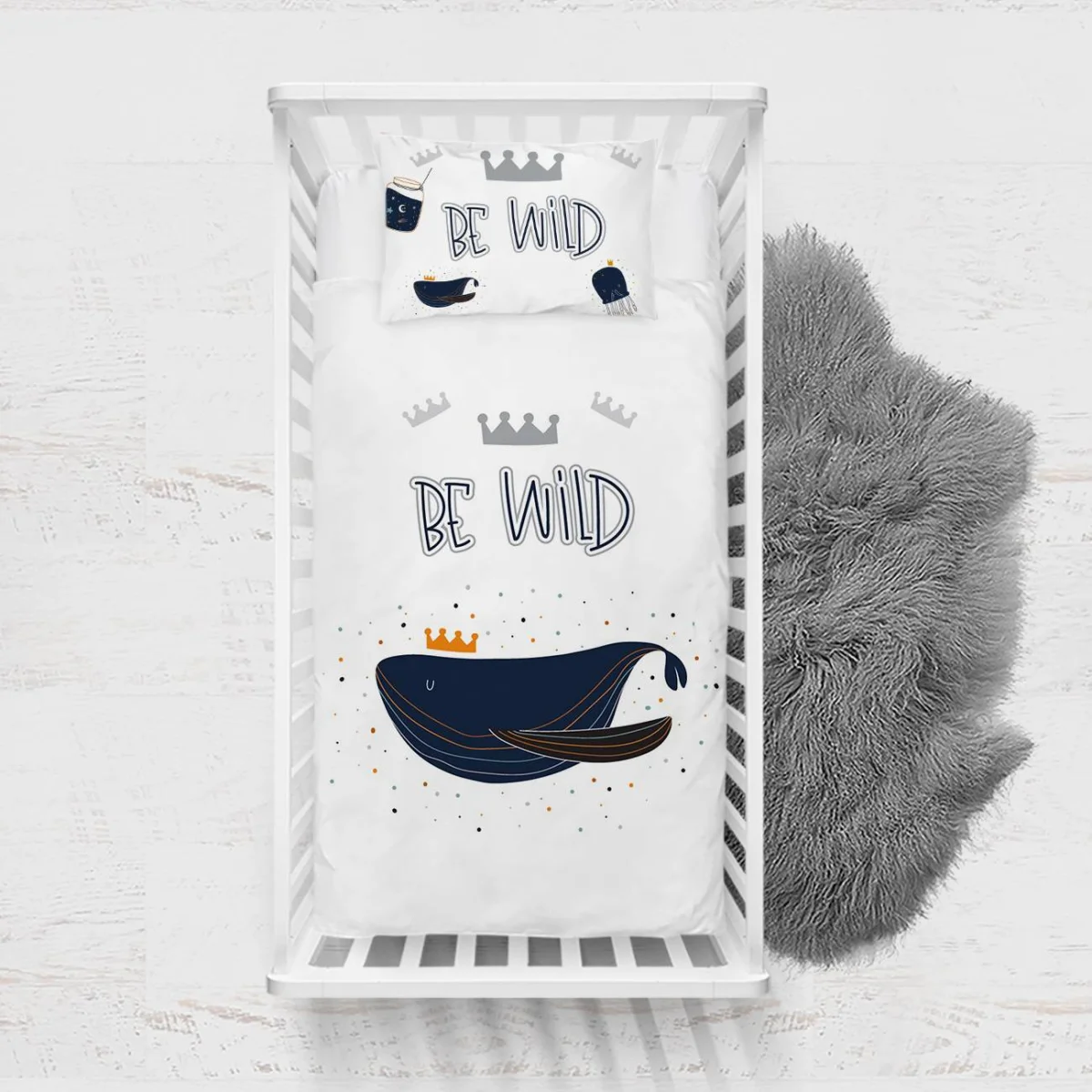 Deniz Hayvanları (Balina, Ahtapot) Yatak Örtüsü ve Pike | Beyaz Taç, minik noktalar Desenli