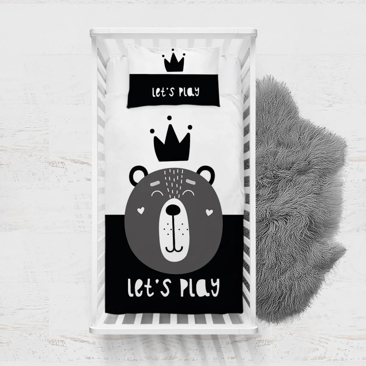 Kral Ayı Yatak Örtüsü ve Pike | Beyaz taç, Let's Play yazısı Desenli