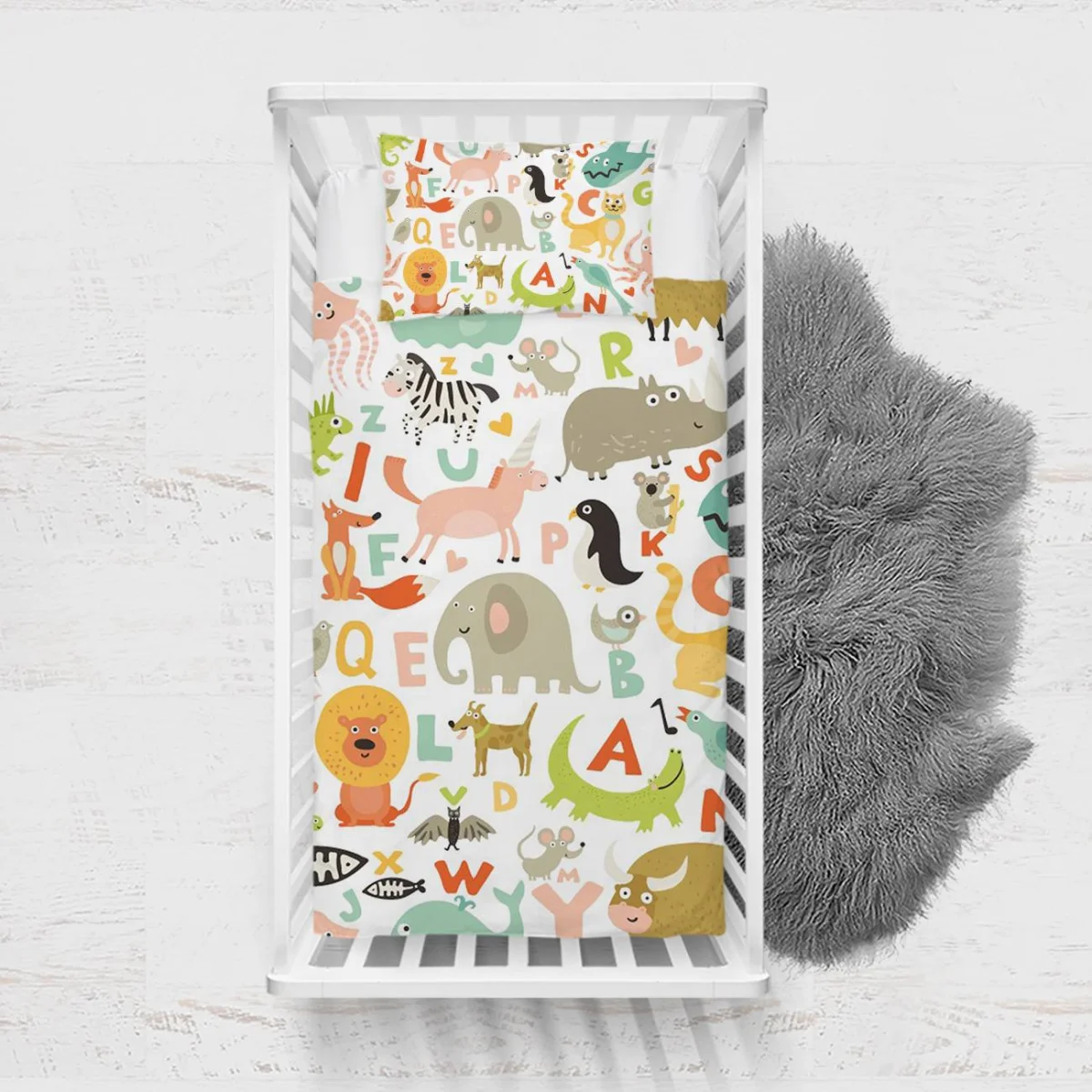 Orman Hayvanları Yatak Örtüsü ve Pike | Beyaz Renkli hayvanlar, alfabe harfleri Desenli