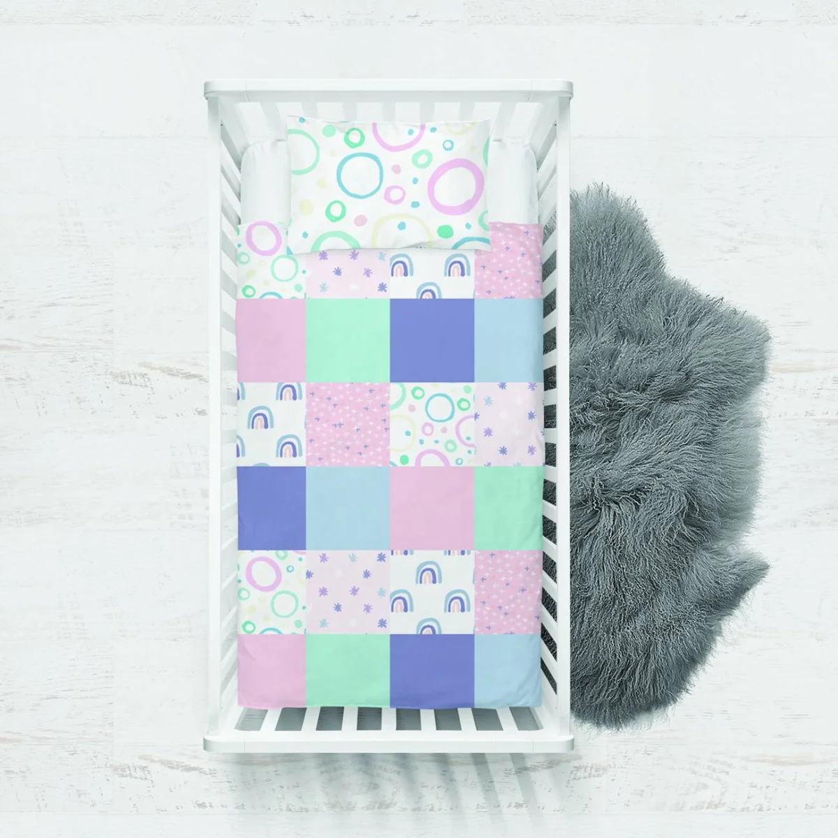 Gökkuşağı Yatak Örtüsü ve Pike | Çok renkli pastel Yıldızlar, daireler Desenli