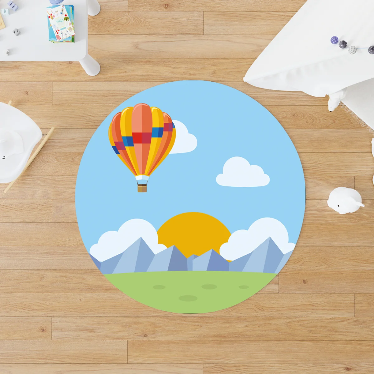 Balonlar Yuvarlak Halı | Mavi bulut, dağ Desenli