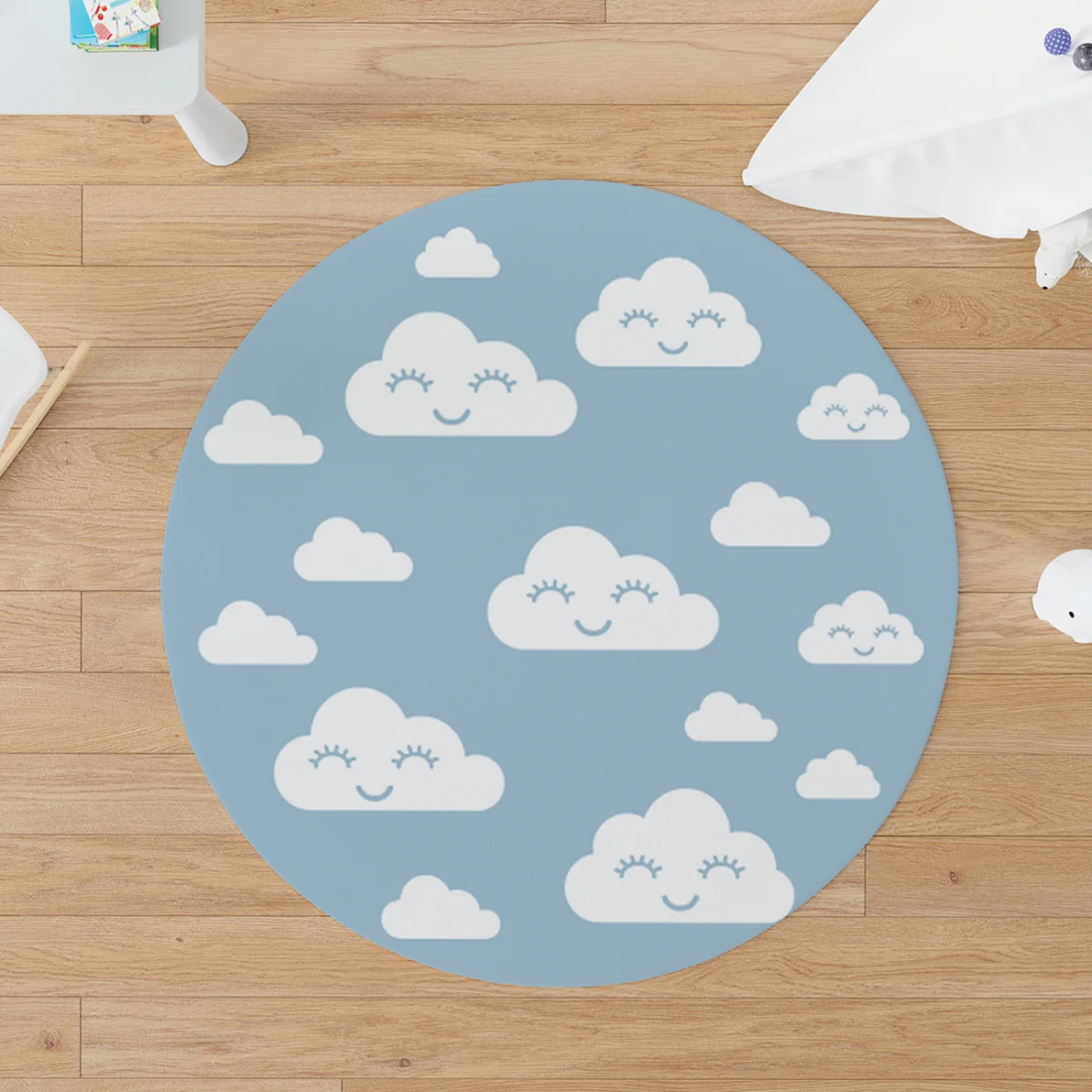 Bulutlar Yuvarlak Halı | Mavi Gülümseyen yüzlü beyaz bulutlar Desenli