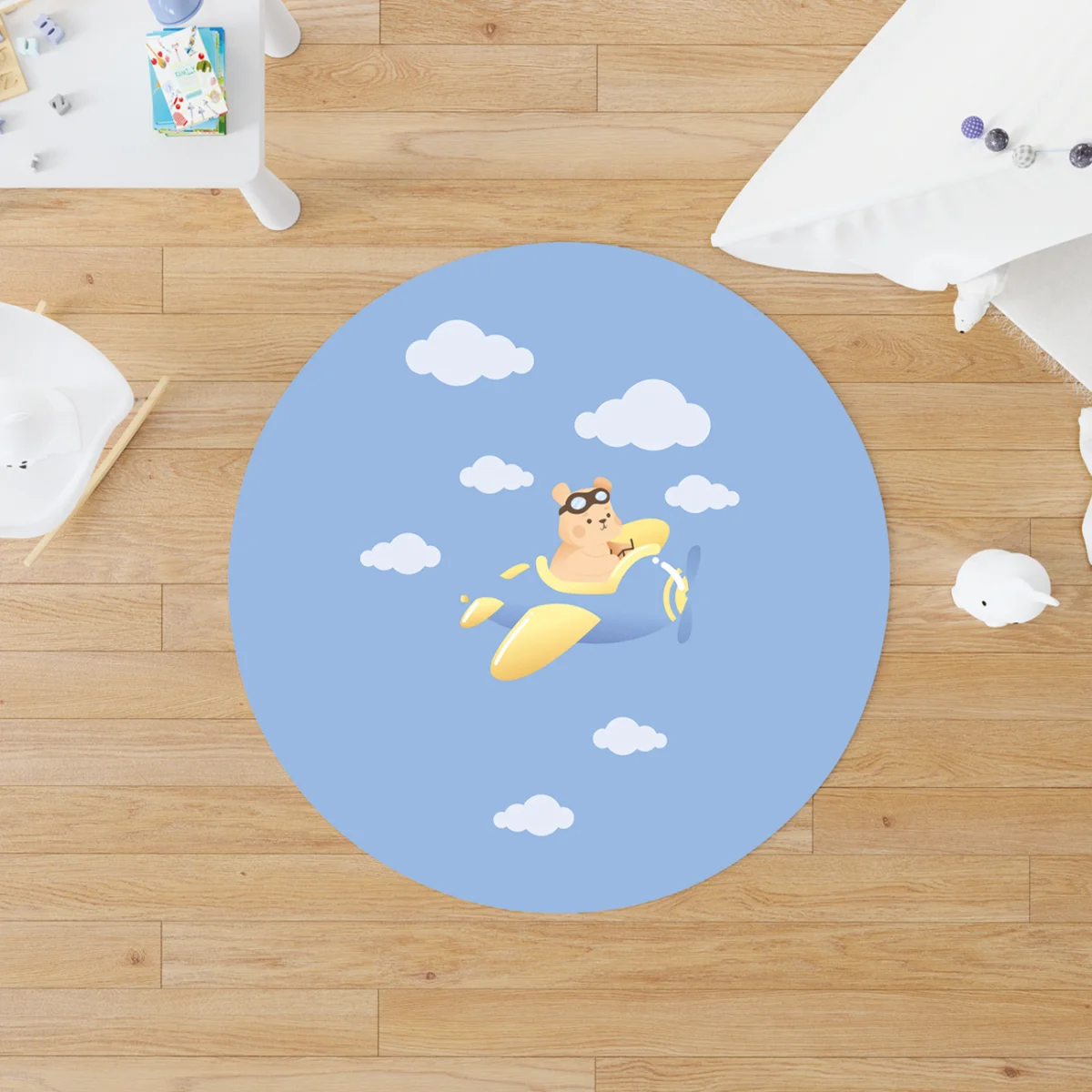 Pilot Ayı Yuvarlak Halı | Mavi bulutlar Desenli