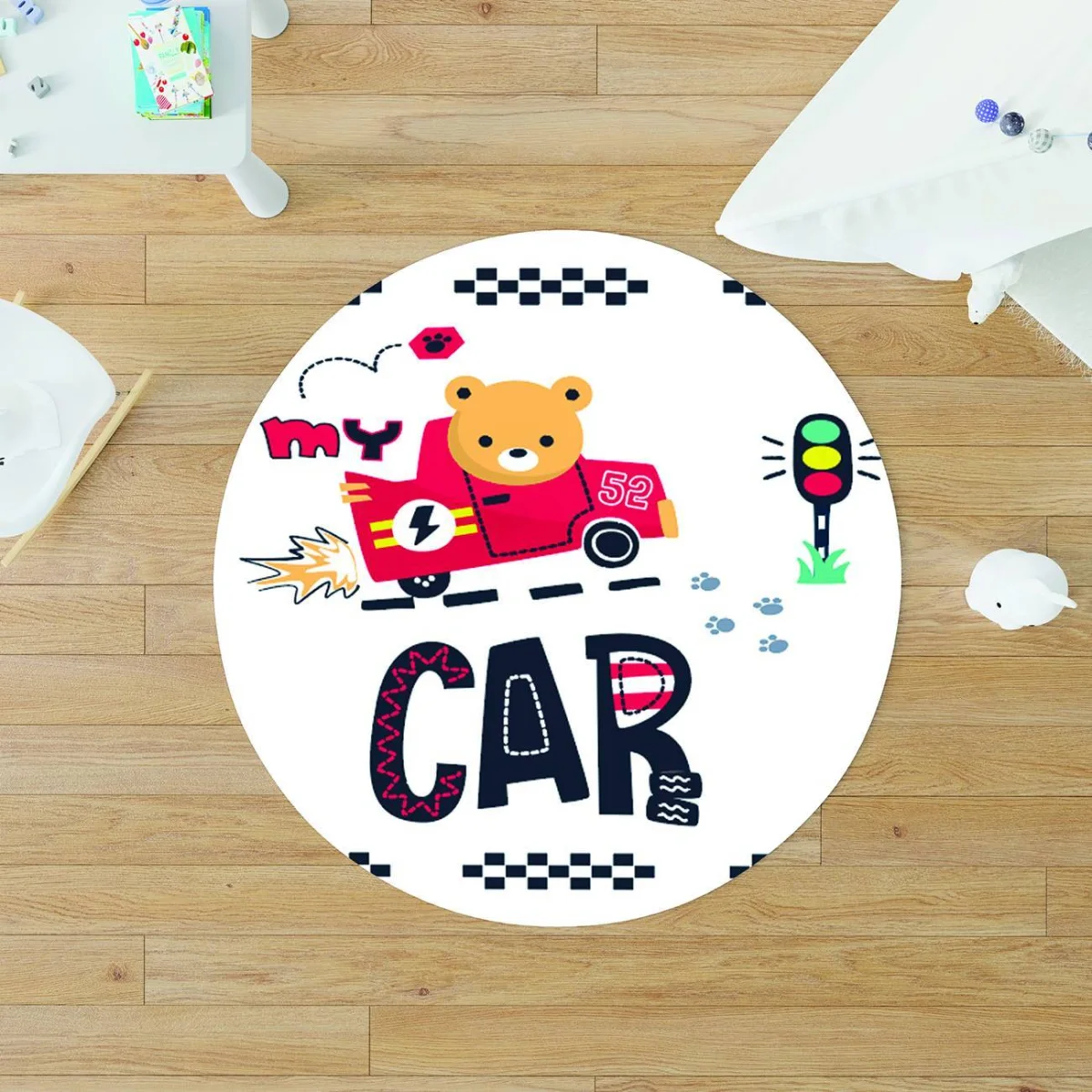 Ayı ve yarış arabası Yuvarlak Halı | Beyaz Trafik ışığı, patik izi Desenli