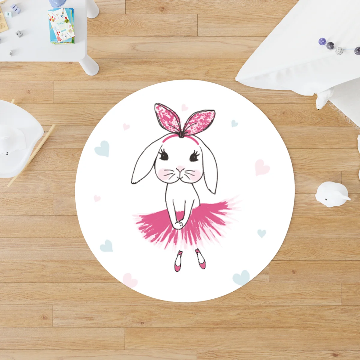 Balerin Tavşan Yuvarlak Halı | Beyaz Pembe ve mavi kalpler Desenli