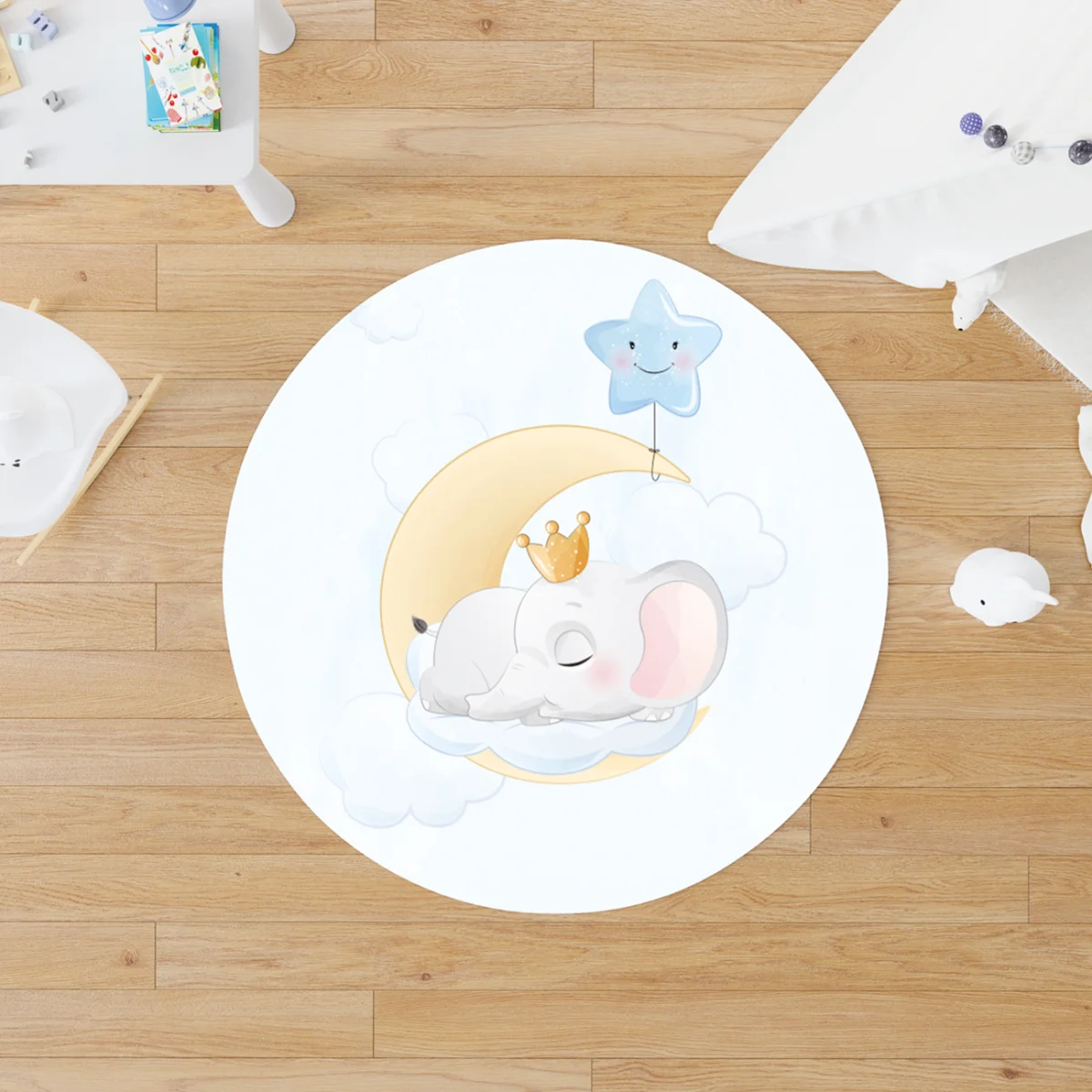 Uyuyan bebek fil, ay Yuvarlak Halı | Mavi Taç, bulut Desenli
