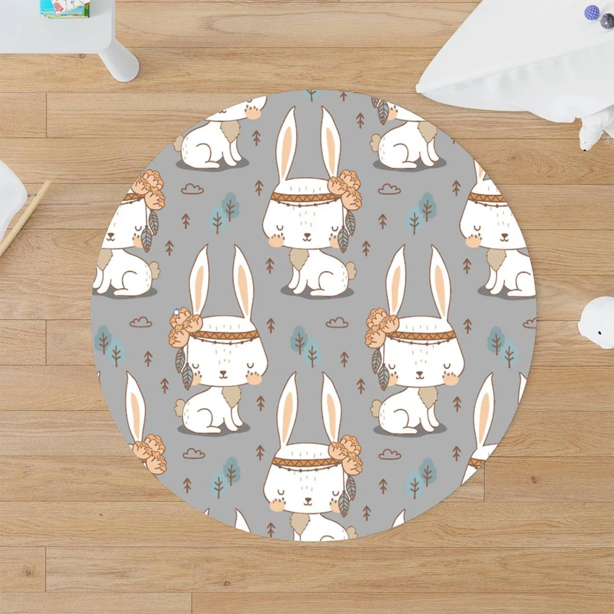 Orman Hayvanları/Tavşan Yuvarlak Halı | Gri Oklar, ağaçlar Desenli