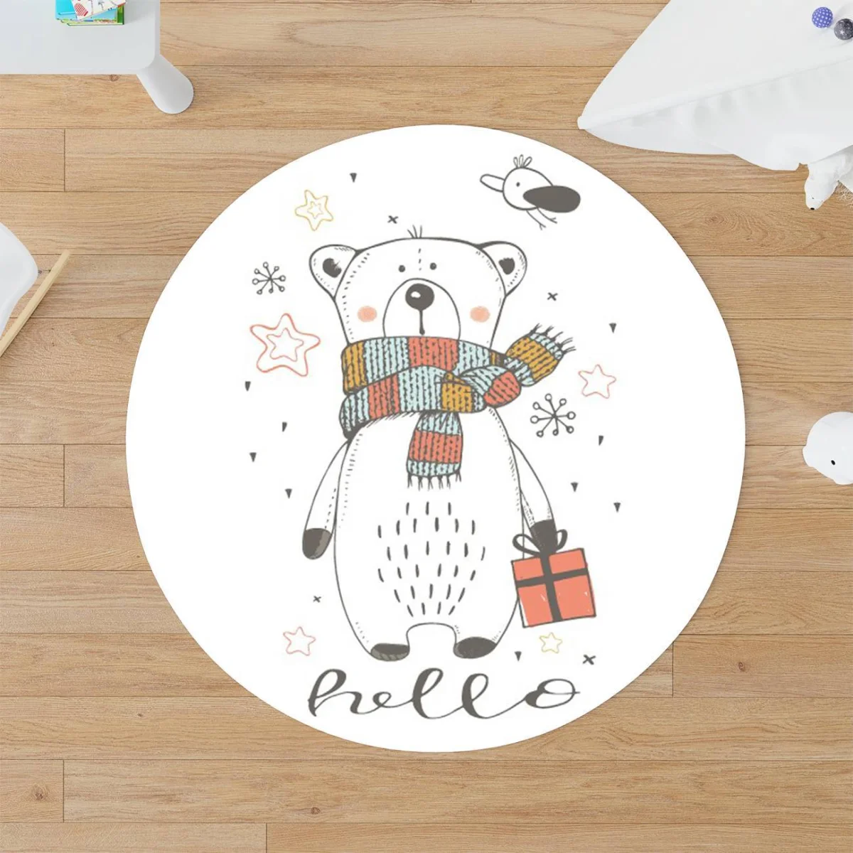 Kutup Ayısı Yuvarlak Halı | Beyaz çam ağaçları, kar taneleri Desenli