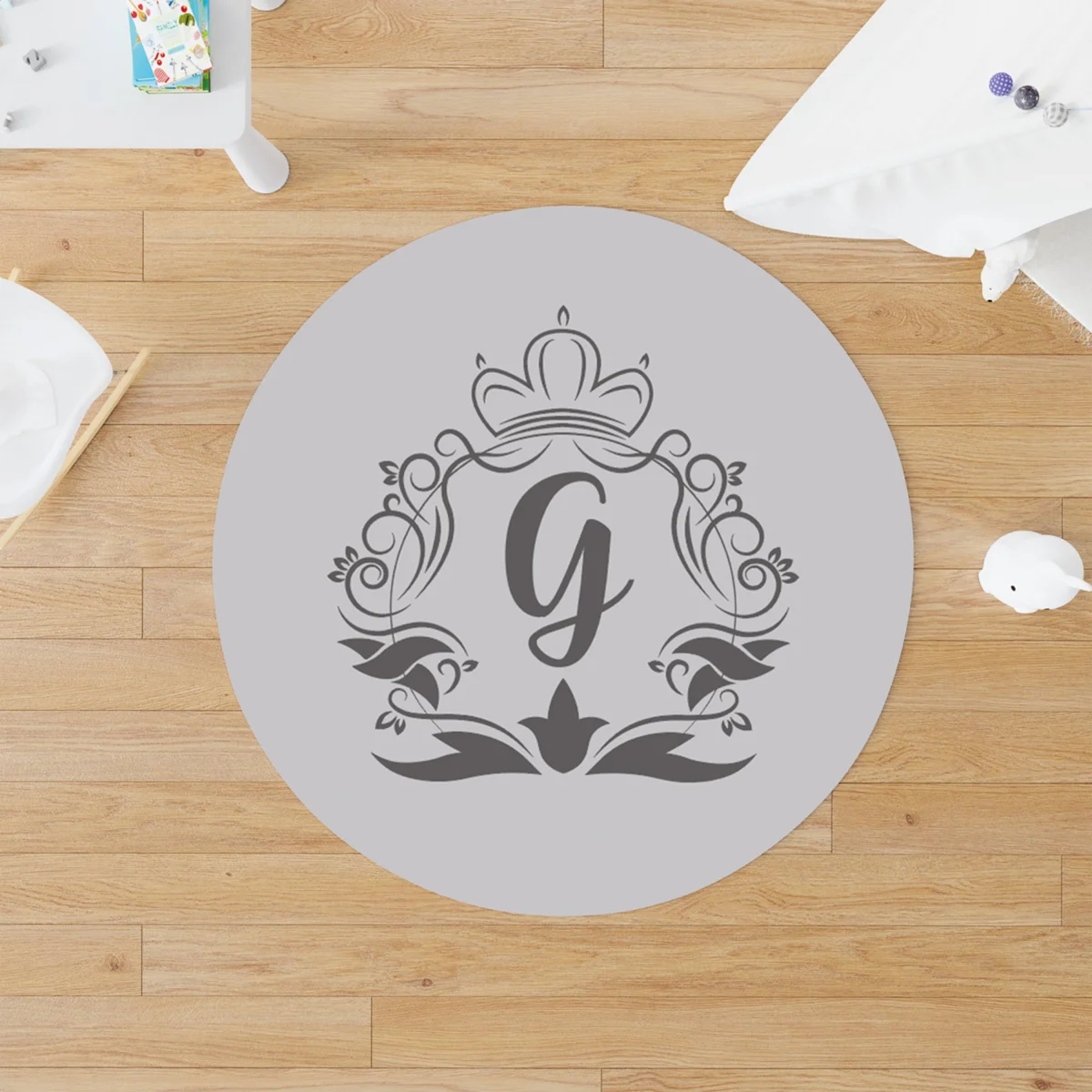 Monogram G Yuvarlak Halı | Gri Taç, süslemeli çerçeve Desenli