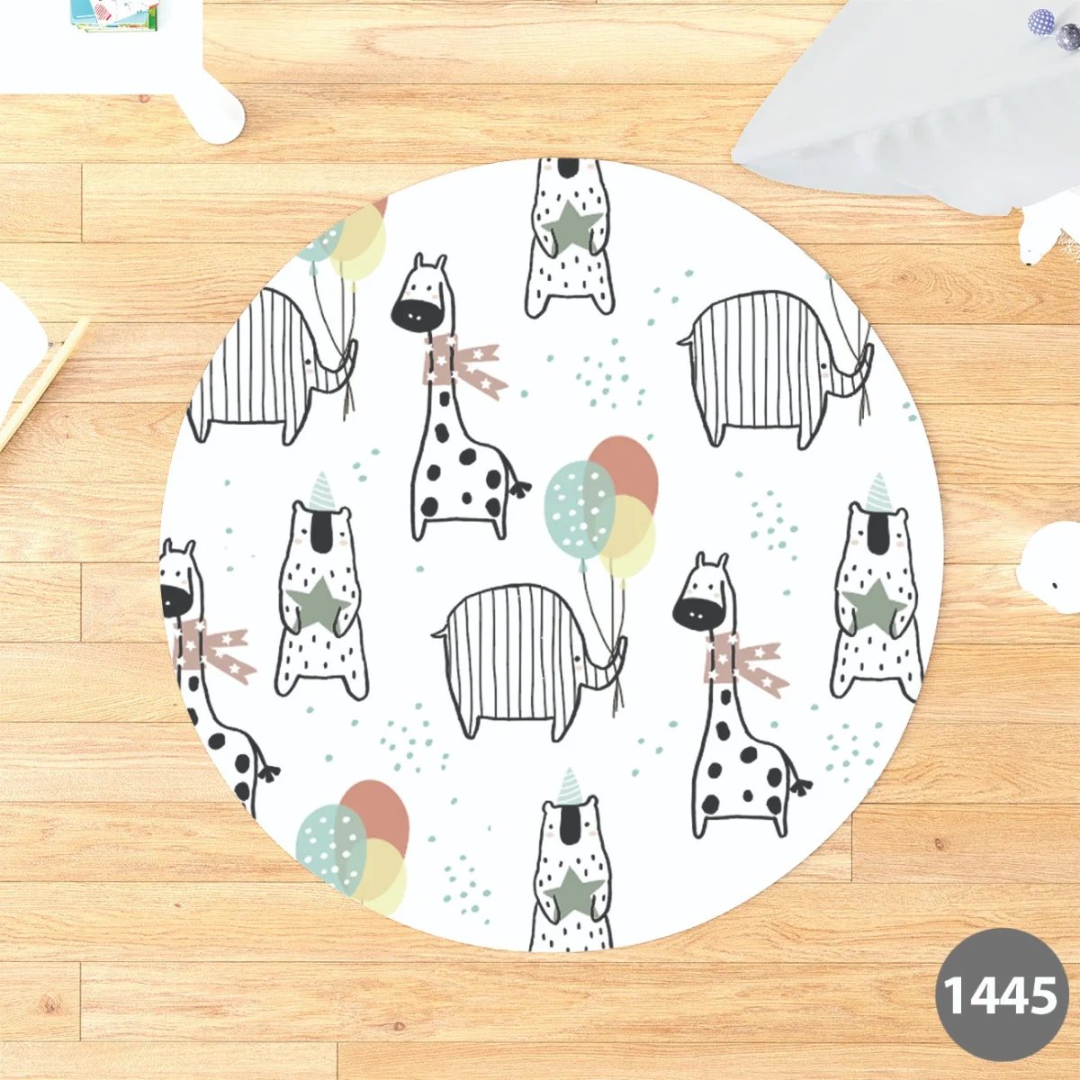 Orman Hayvanları Yuvarlak Halı | Beyaz balonlar, parti şapkaları Desenli