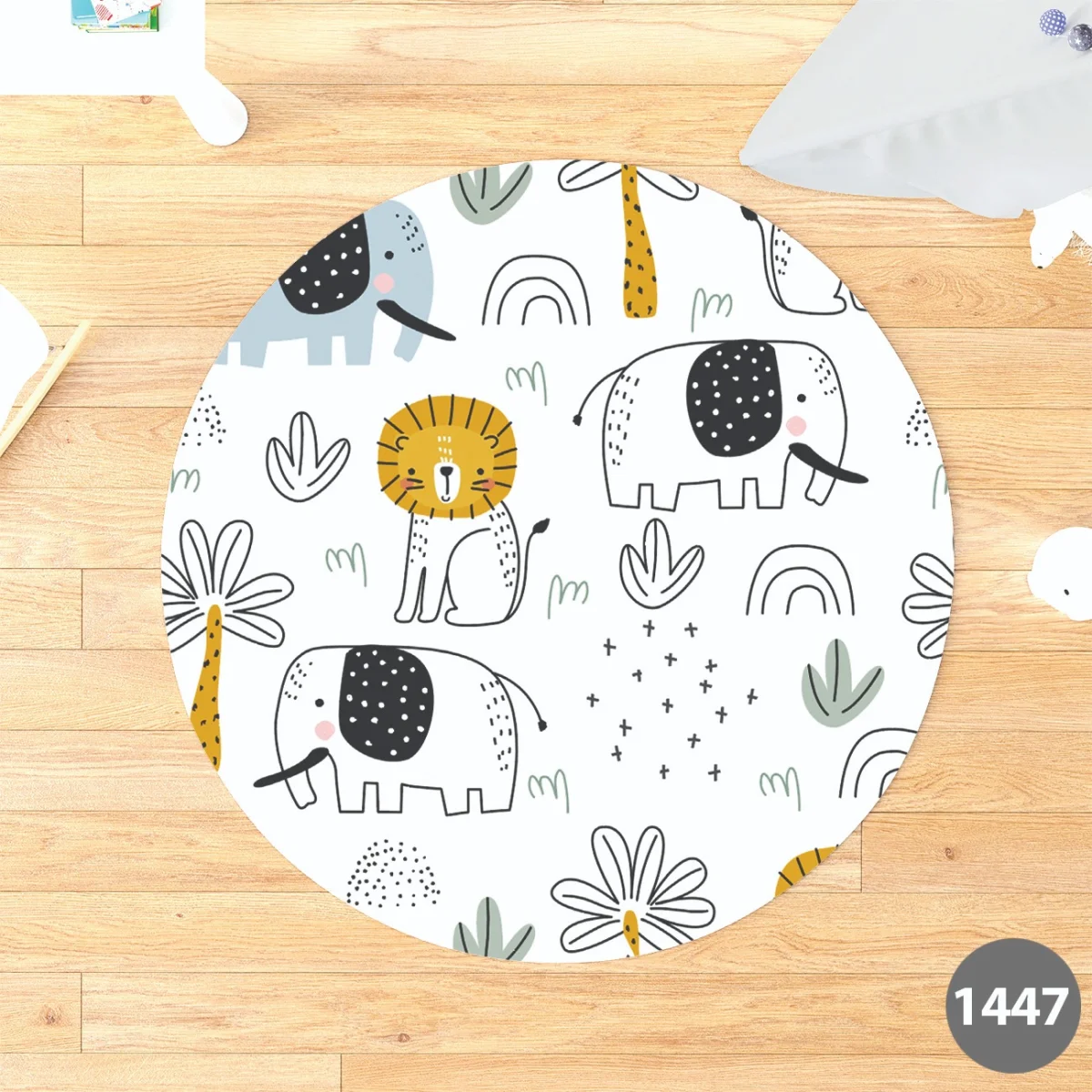 Orman Hayvanları Yuvarlak Halı | Beyaz palmiye ağaçları, gökkuşağı Desenli