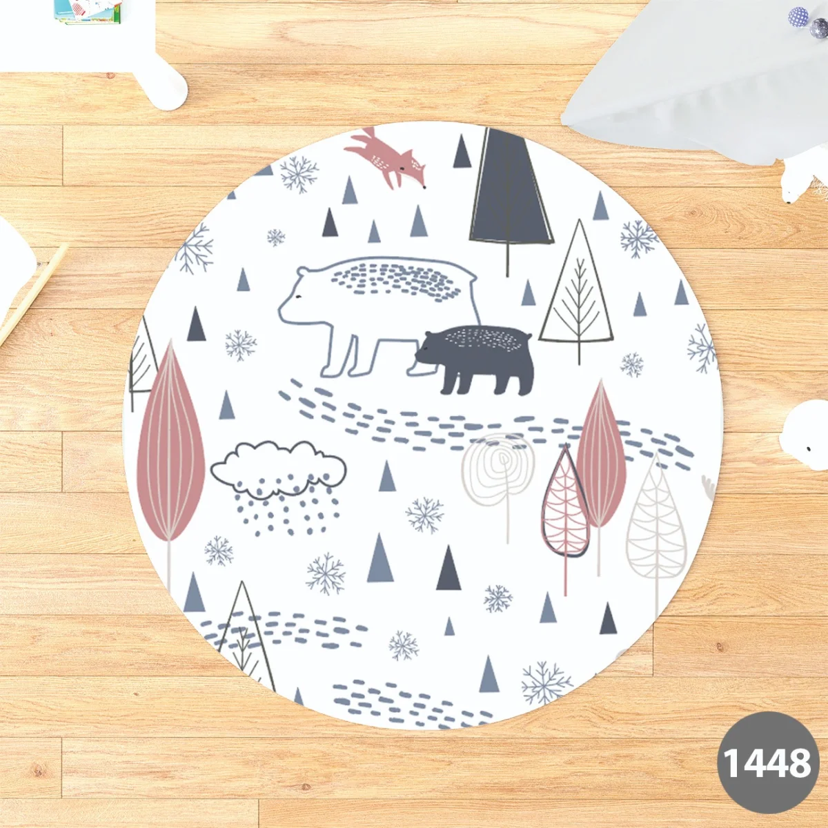 Orman Hayvanları Yuvarlak Halı | Beyaz kar taneleri, ayak izleri Desenli