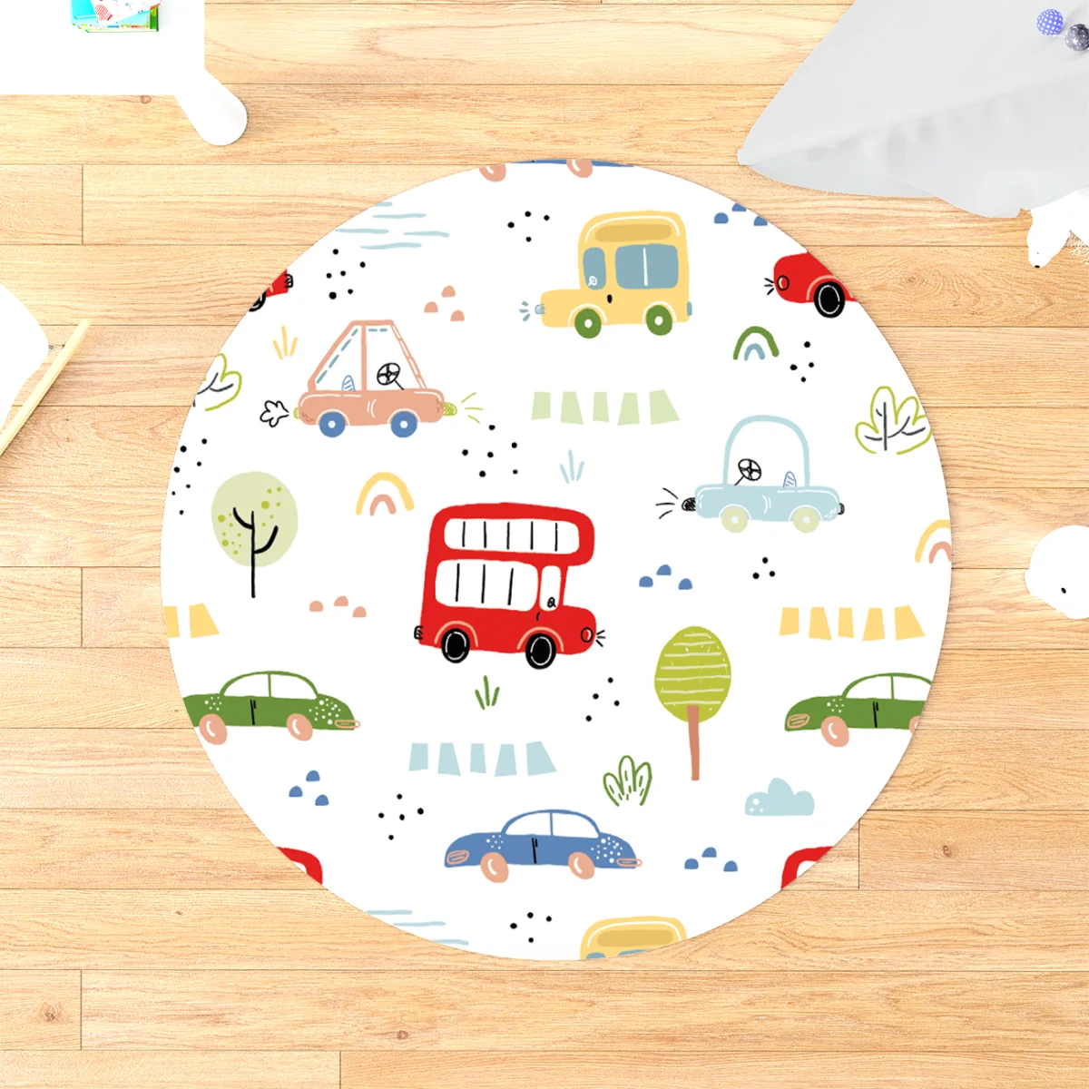 Arabalar Yuvarlak Halı | Beyaz gökkuşağı, bulut Desenli