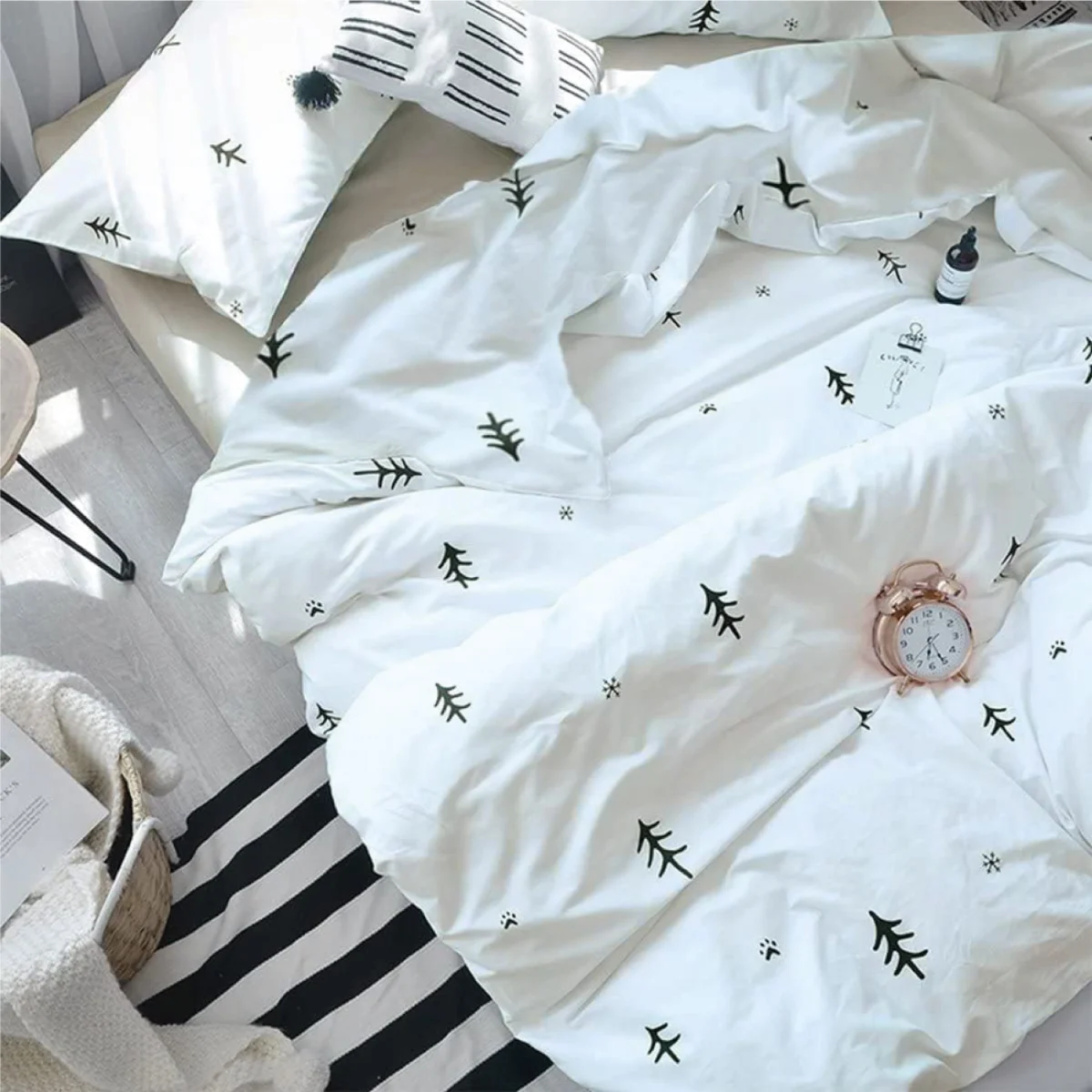 Ayda Ayıcık Çift/Tek Nevresim | Beyaz yıldız, bulut Desenli